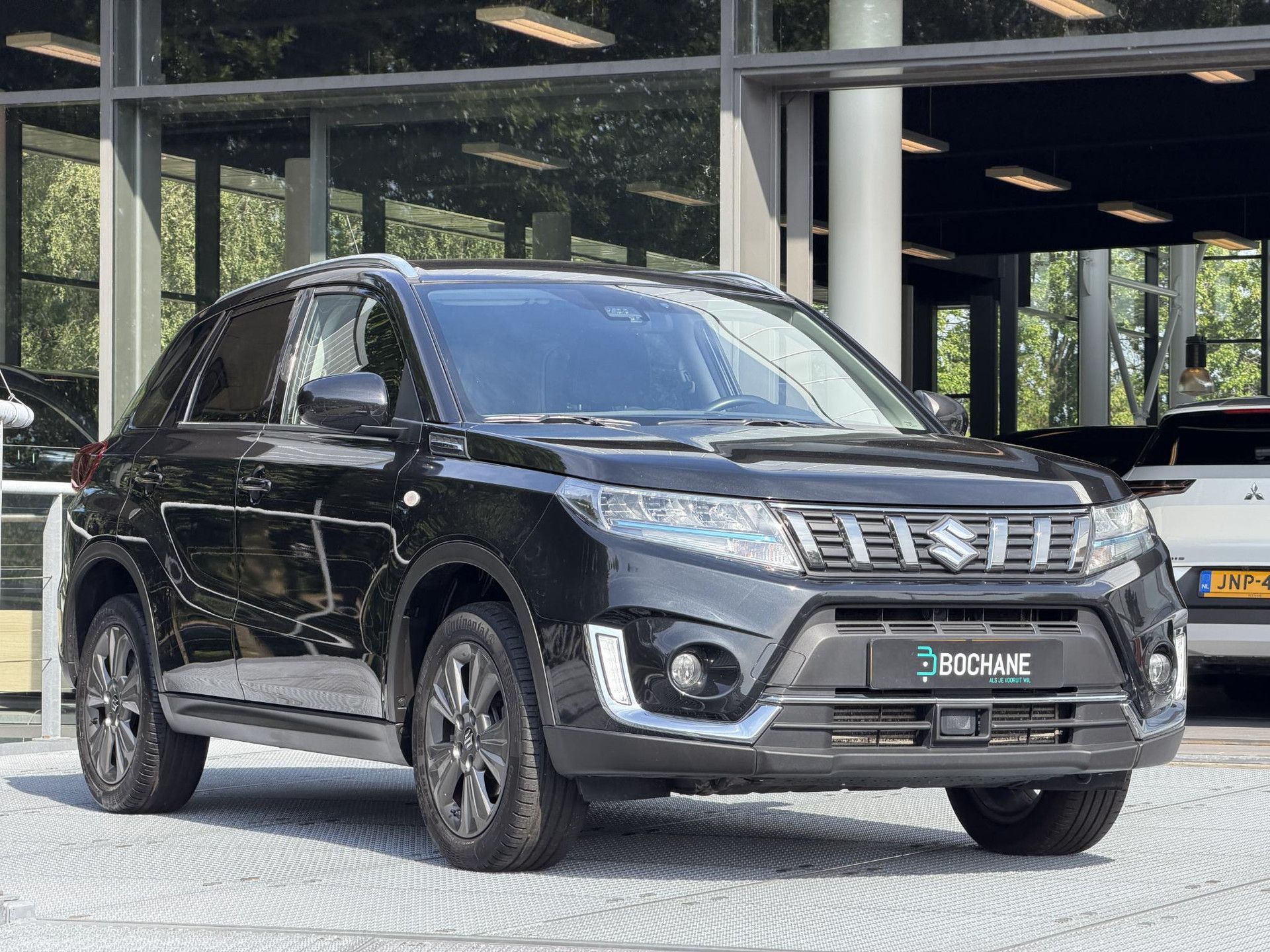 Suzuki Vitara met kenteken KLZ-75-K – detailfoto