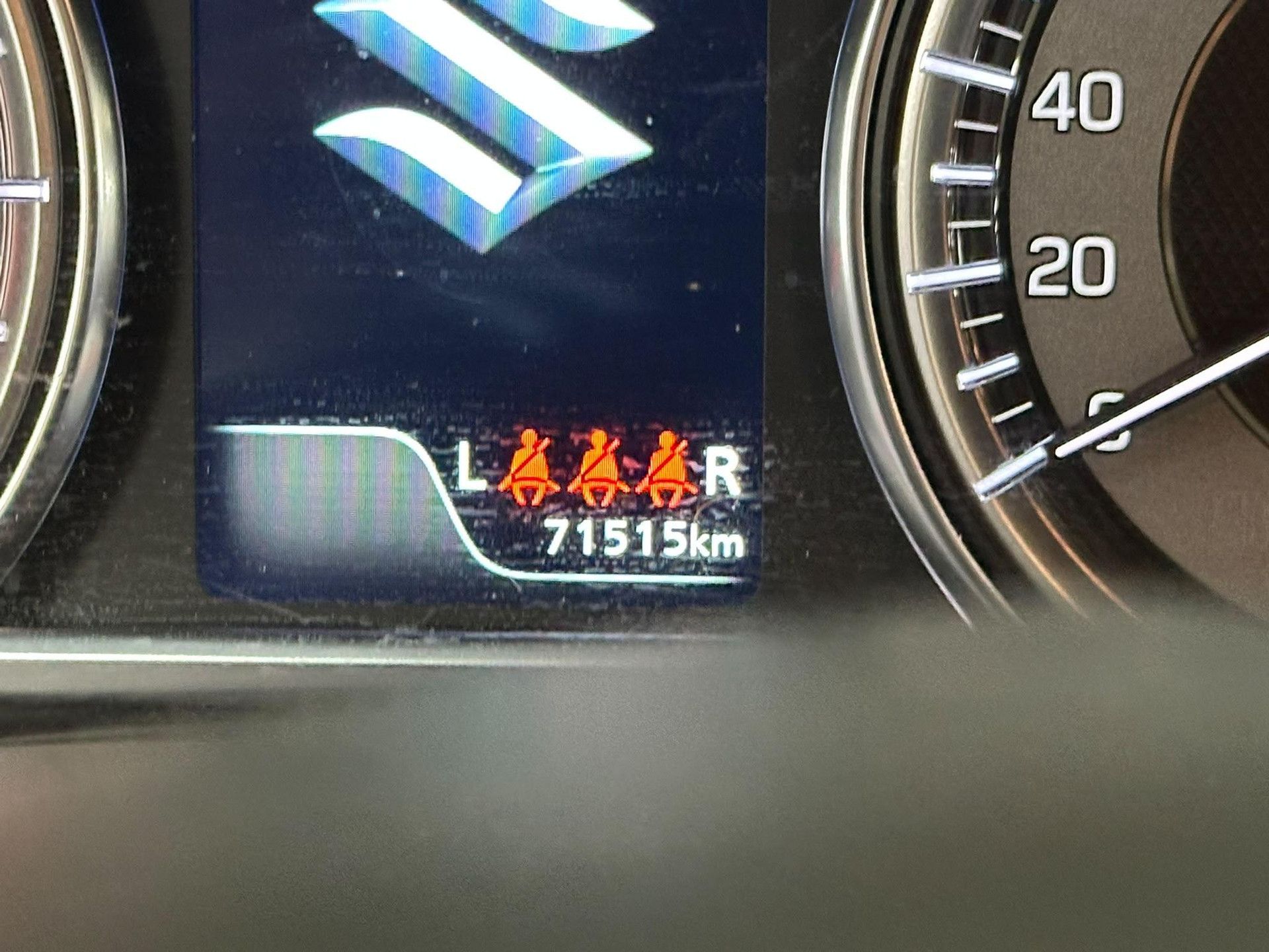 Suzuki Vitara met kenteken N-494-VJ – dashboard