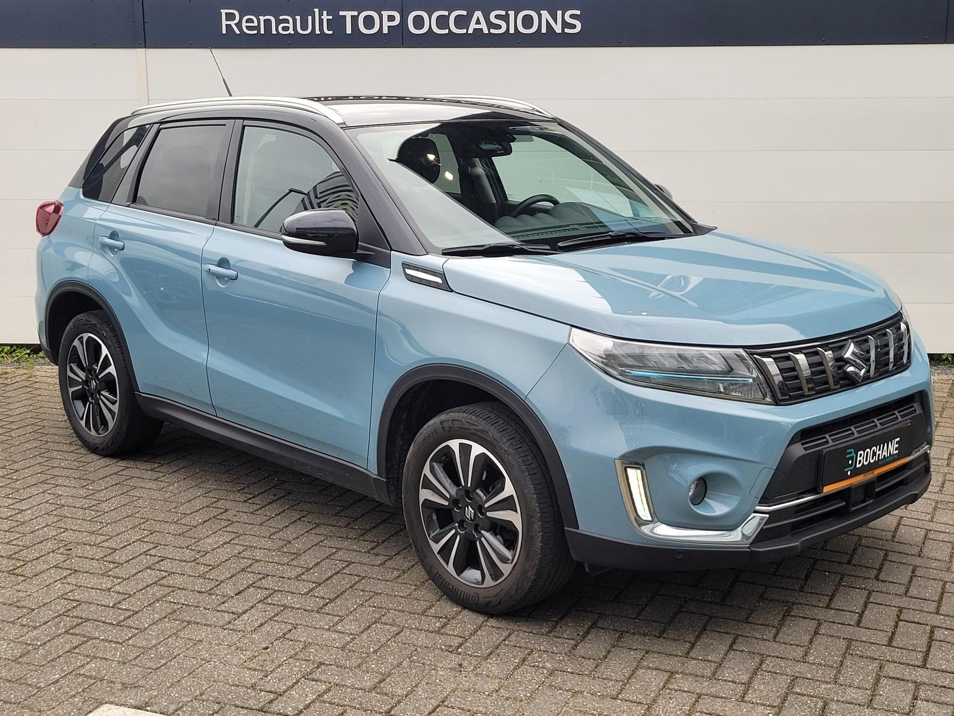 Suzuki Vitara met kenteken P-697-BR – detailfoto