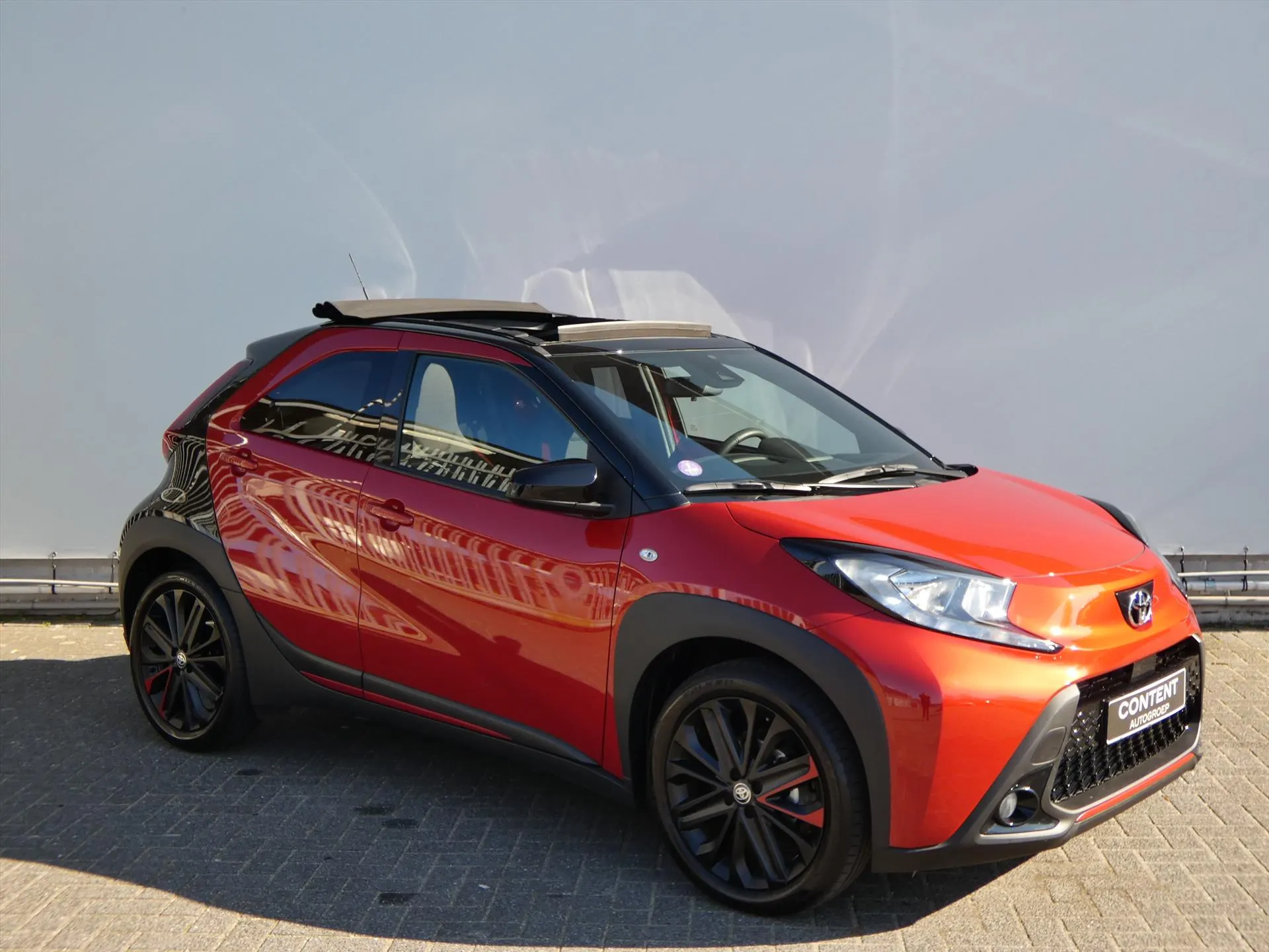 Toyota Aygo met kenteken KHG-19-V – interieur