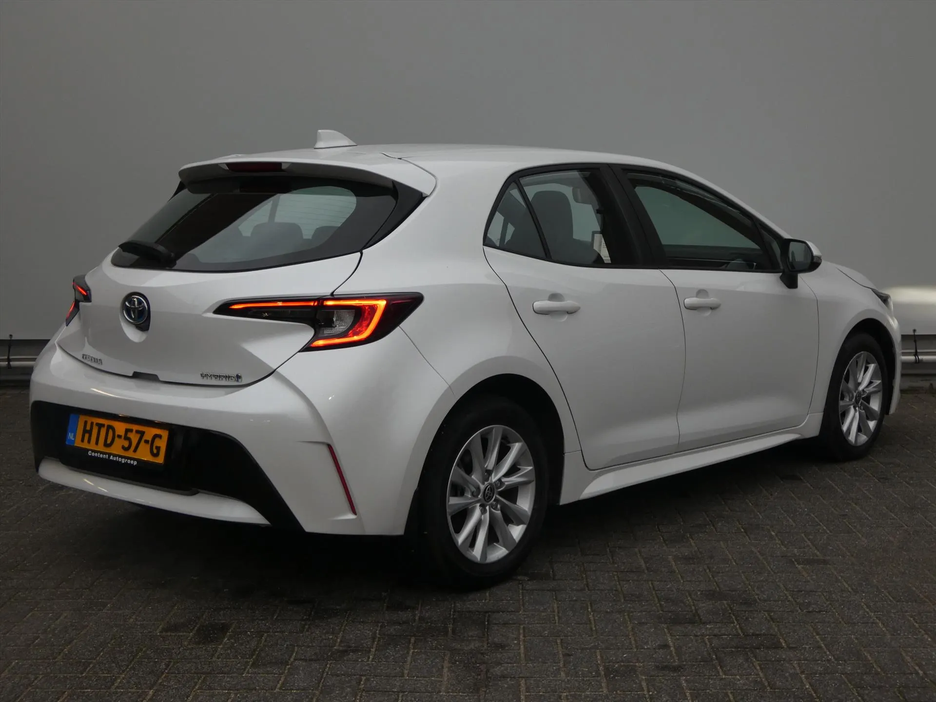 Toyota Corolla met kenteken HTD-57-G – detailfoto