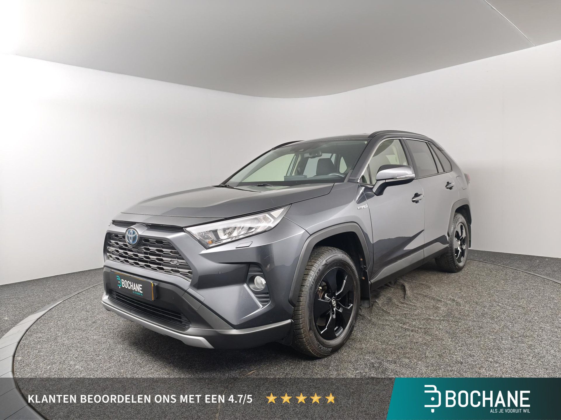 Toyota RAV4 met kenteken KND-36-L – vooraanzicht