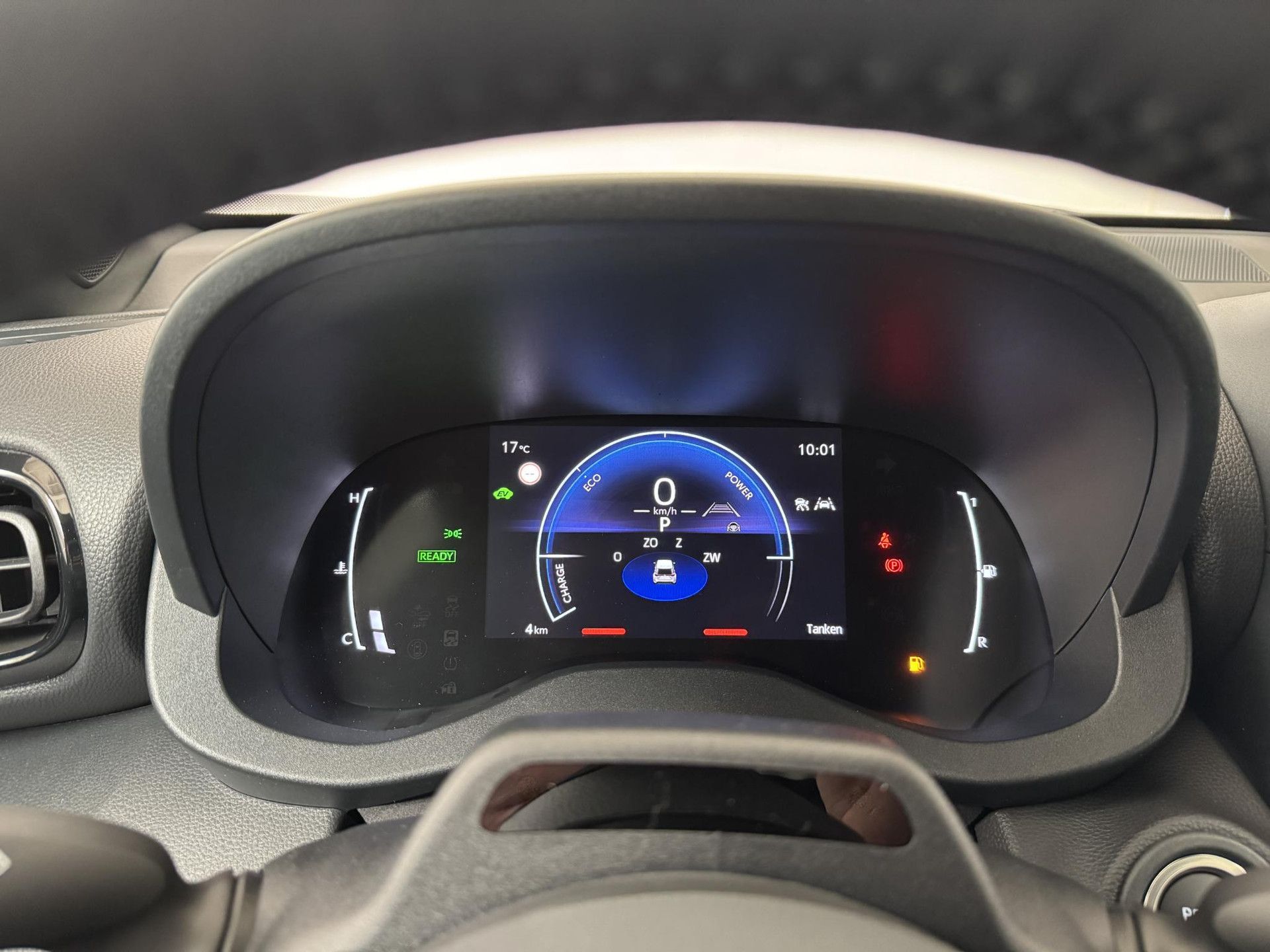 Toyota YarisCross met kenteken KDV-63-D – dashboard