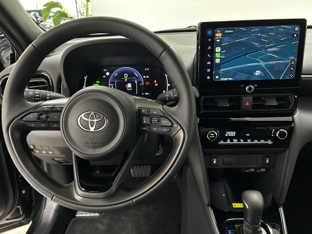 Toyota YarisCross