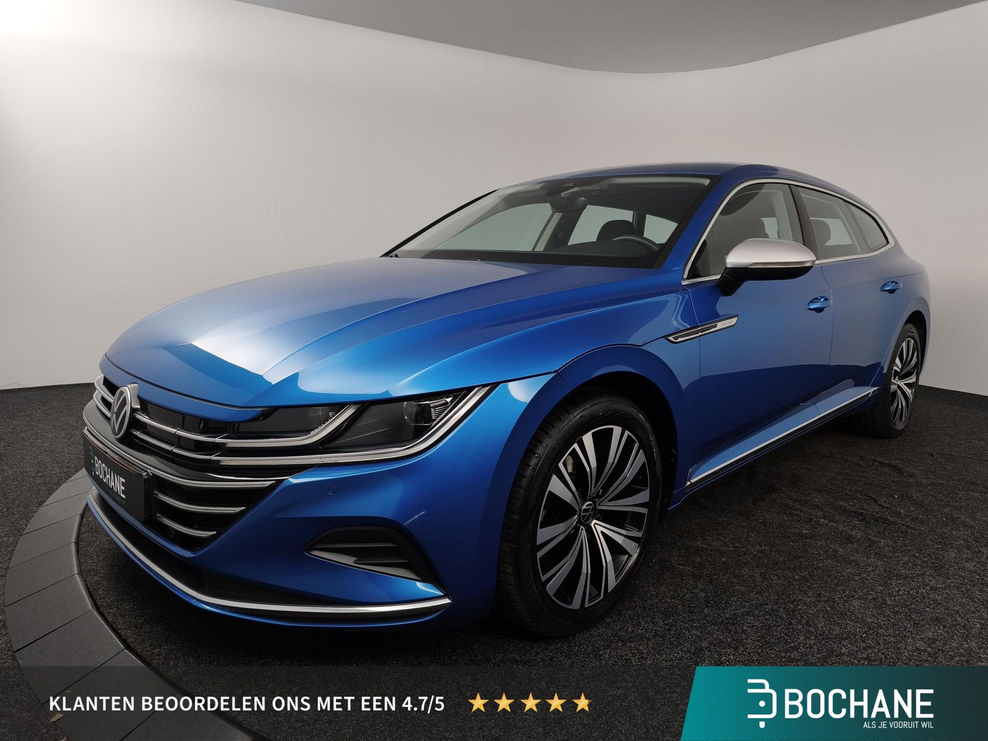 Volkswagen Arteon met kenteken JTP-93-N – vooraanzicht