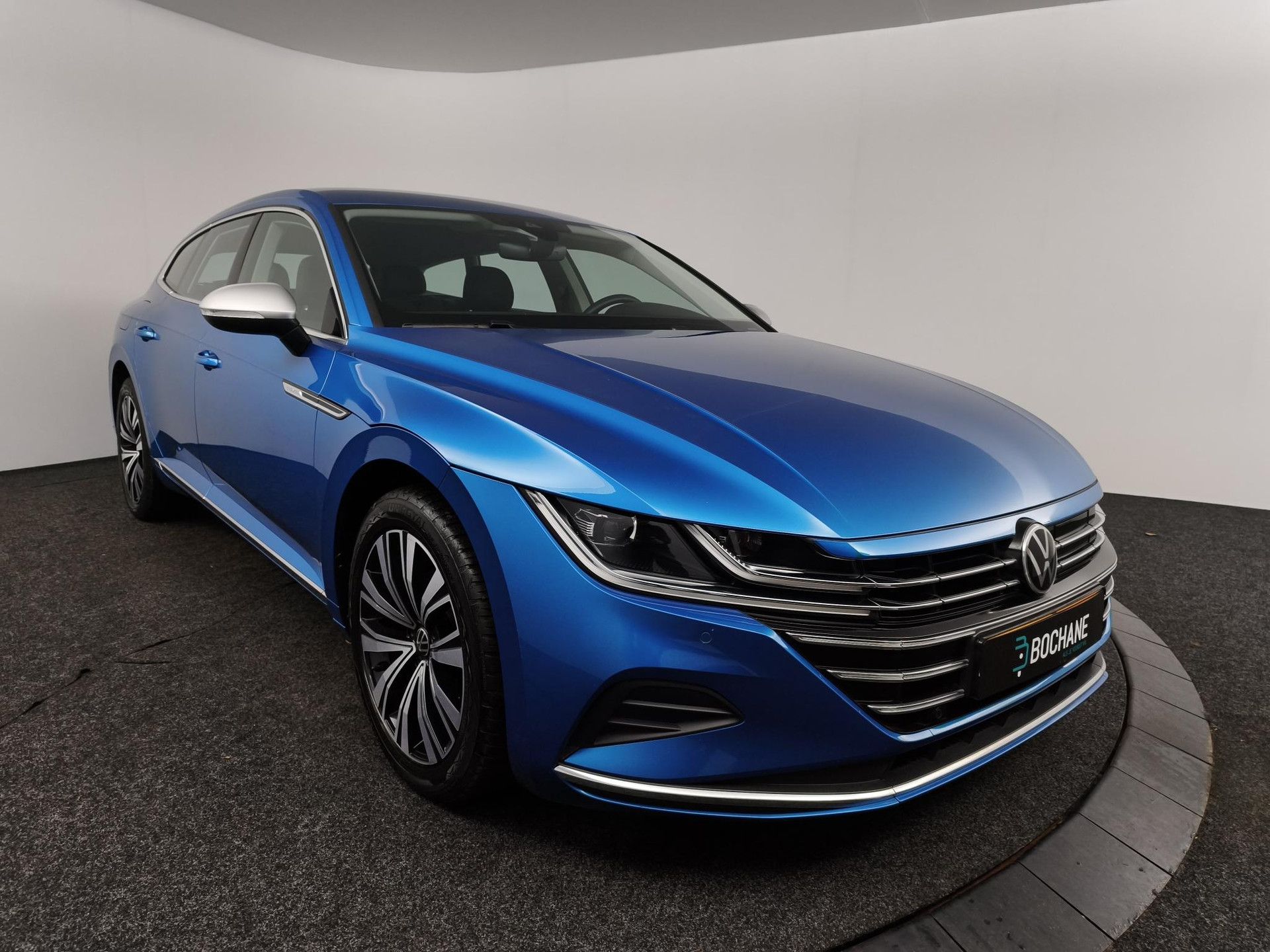 Volkswagen Arteon met kenteken JTP-93-N – detailfoto
