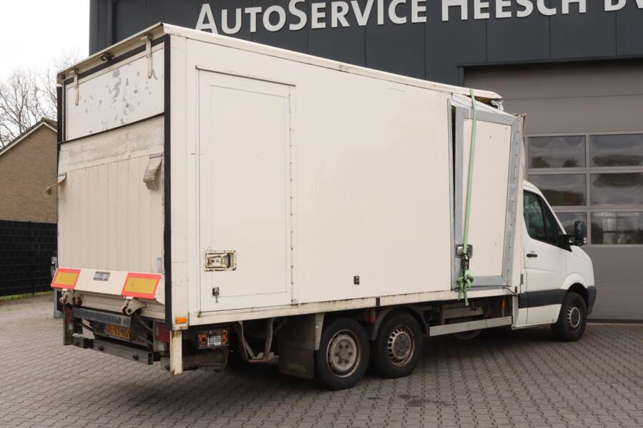Volkswagen Crafter met kenteken 1-VSK-12 – interieur