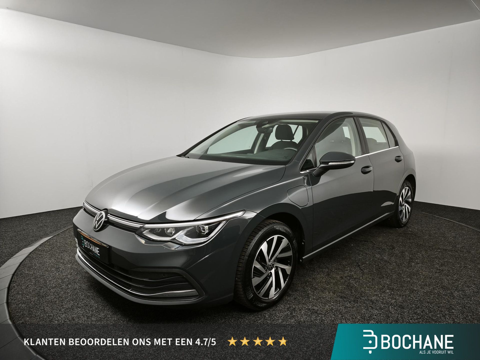 Volkswagen Golf met kenteken KKV-07-R – vooraanzicht