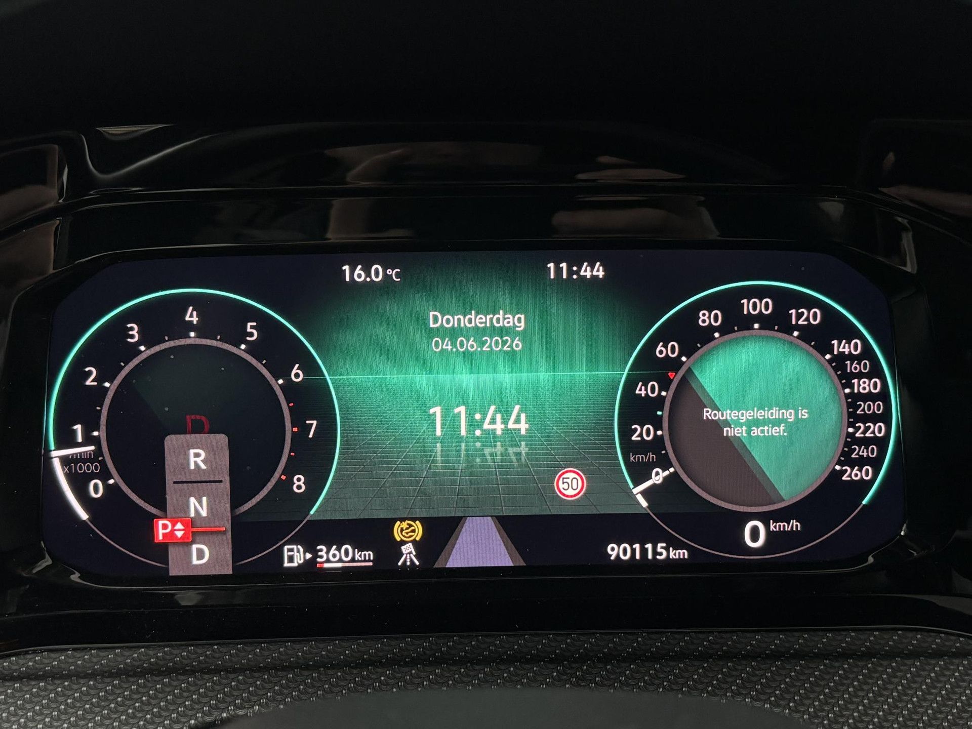 Volkswagen Golf met kenteken S-070-HX – dashboard