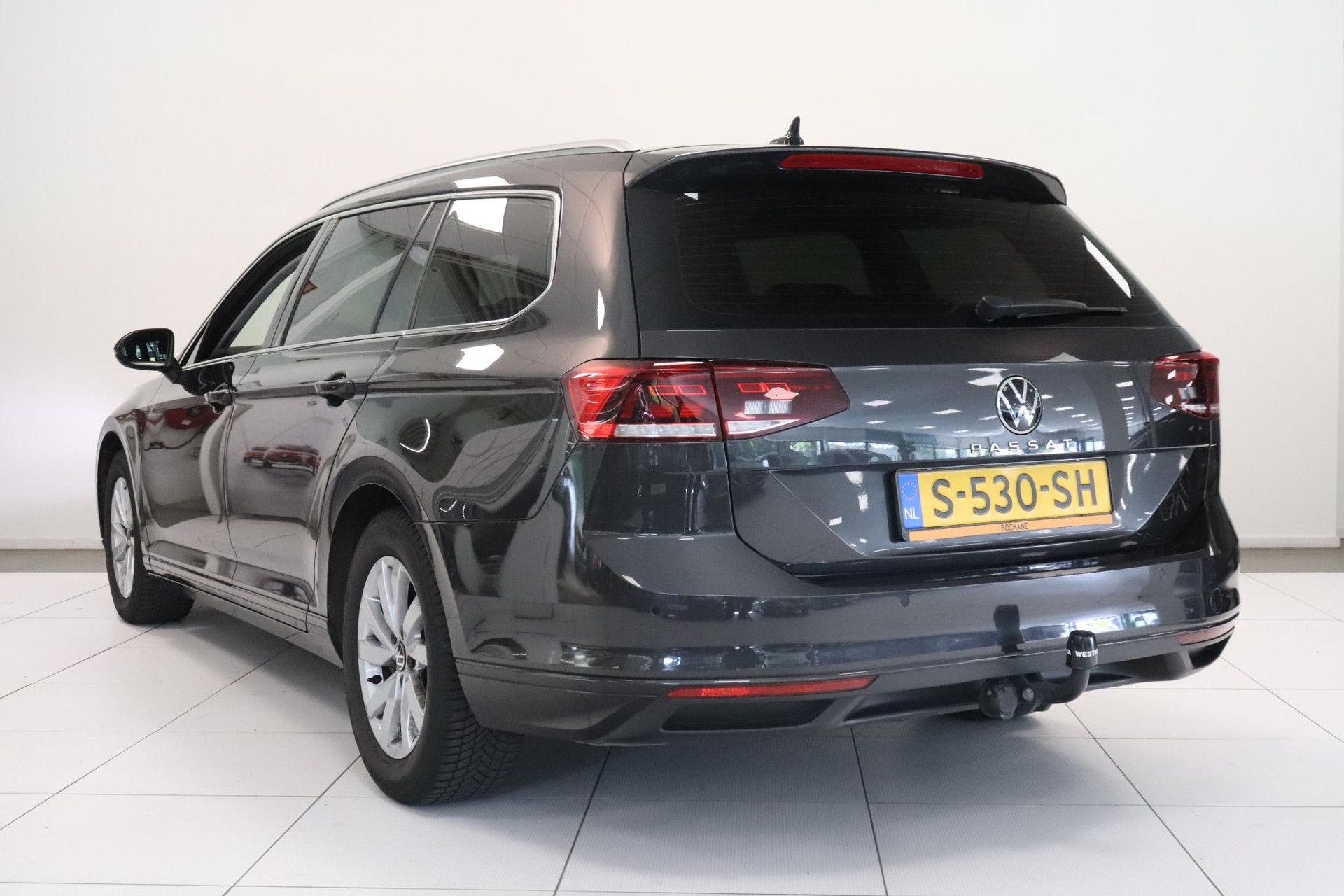 Volkswagen Passat met kenteken S-530-SH – detailfoto