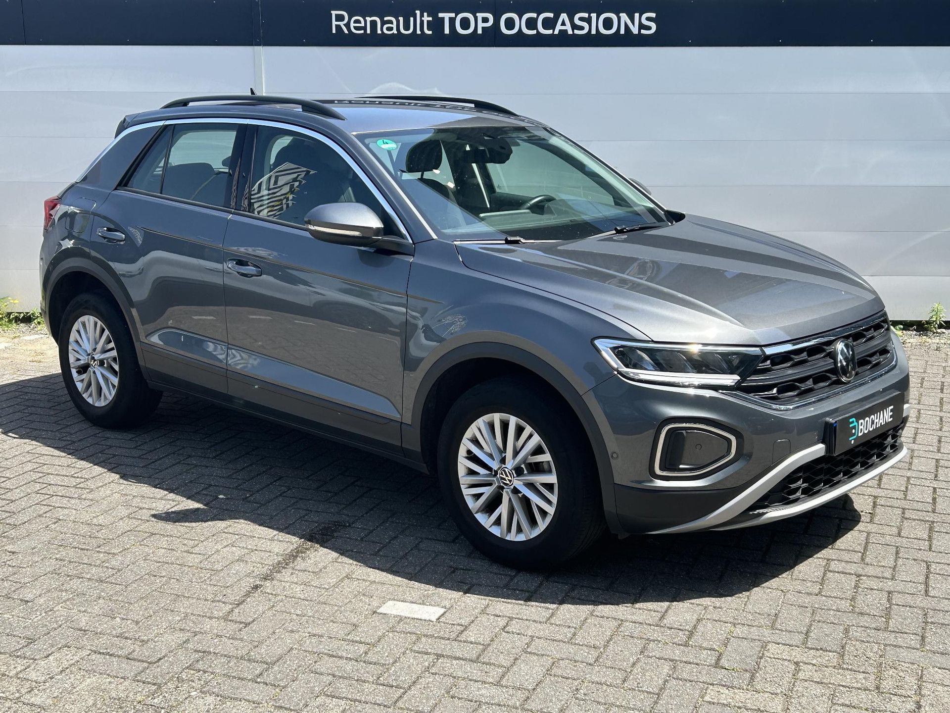 Volkswagen T-Roc met kenteken S-736-ND – detailfoto