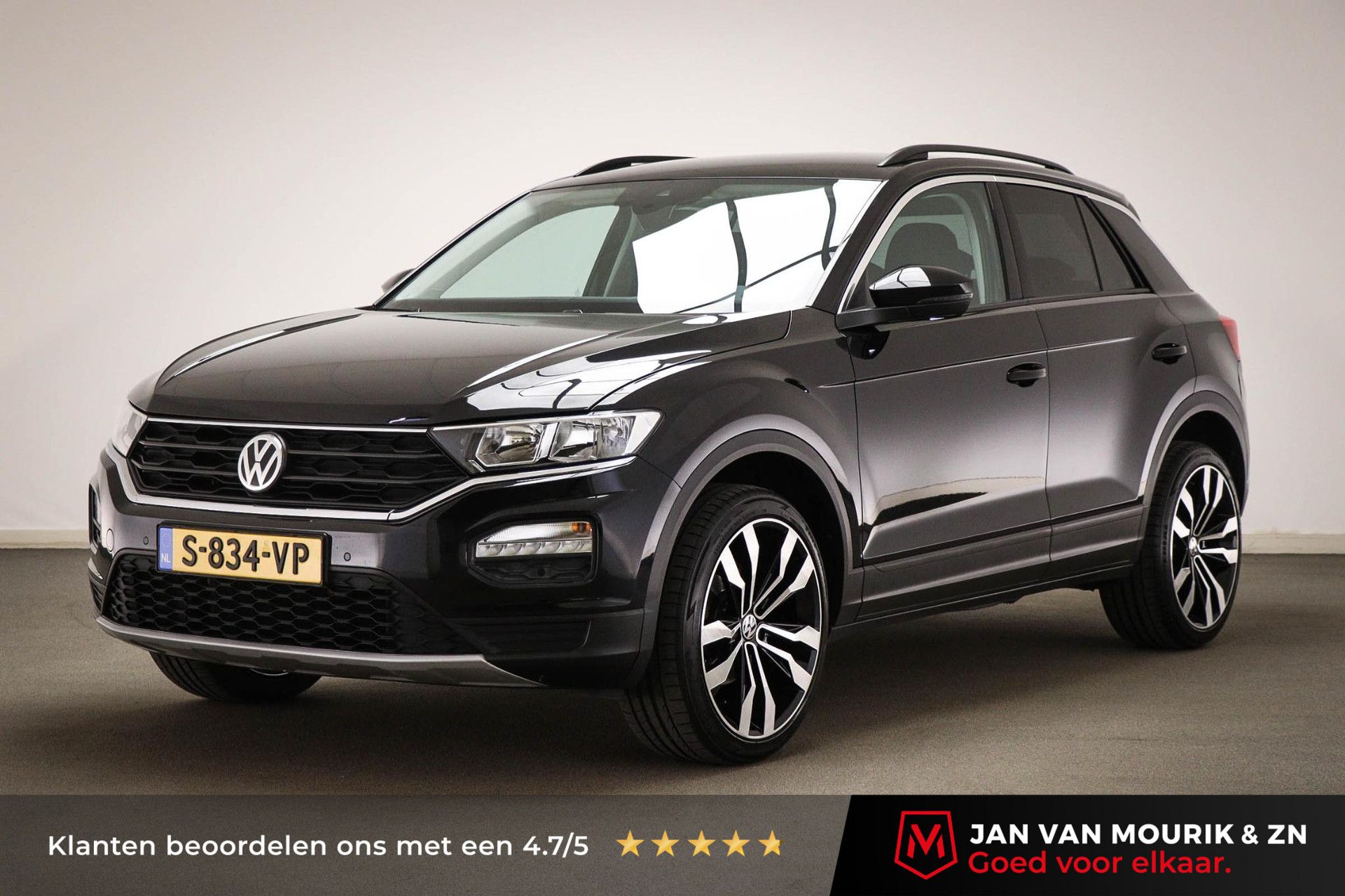 Volkswagen T-Roc met kenteken S-834-VP – vooraanzicht