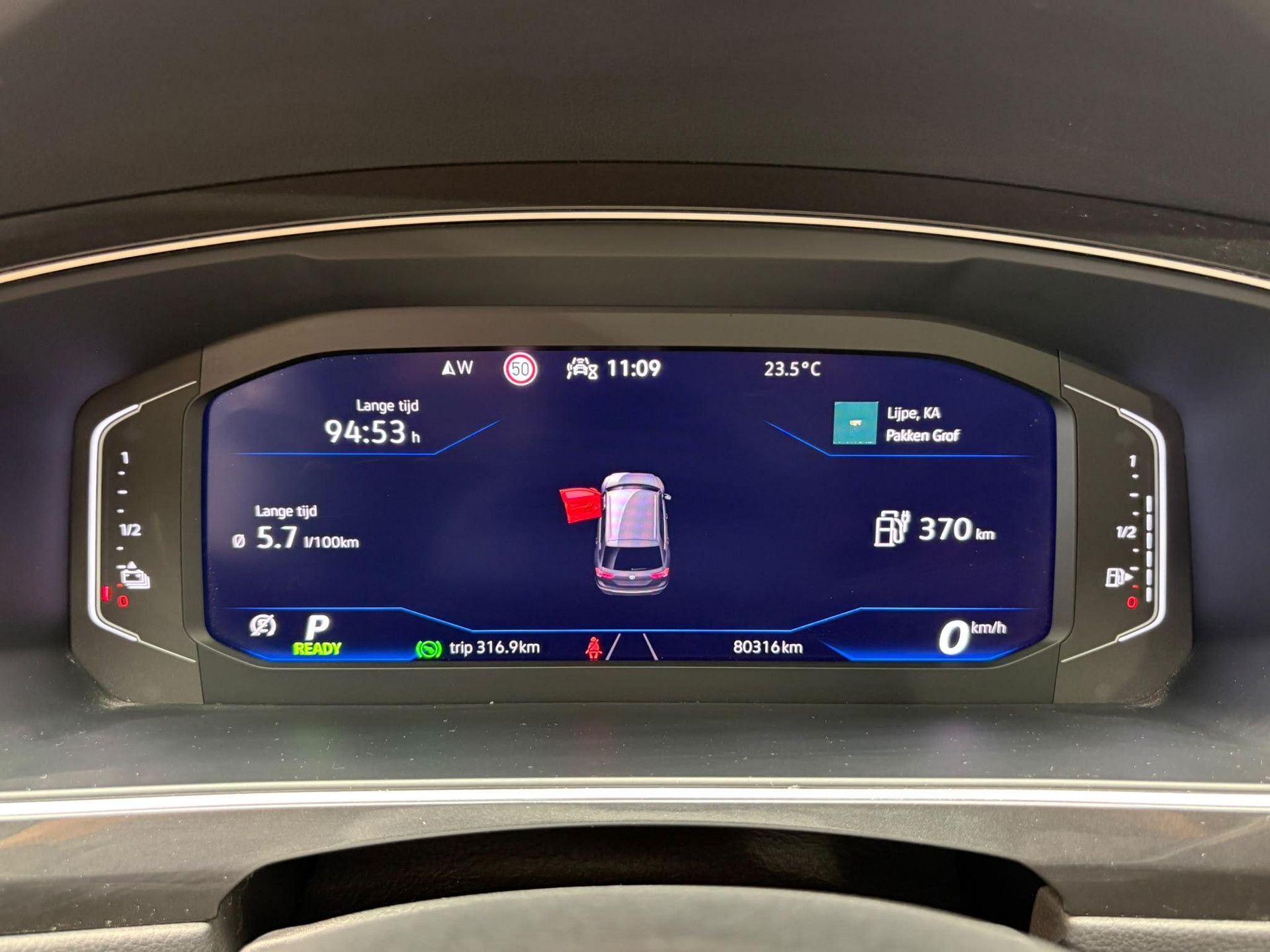 Volkswagen Tiguan met kenteken KKZ-75-H – dashboard