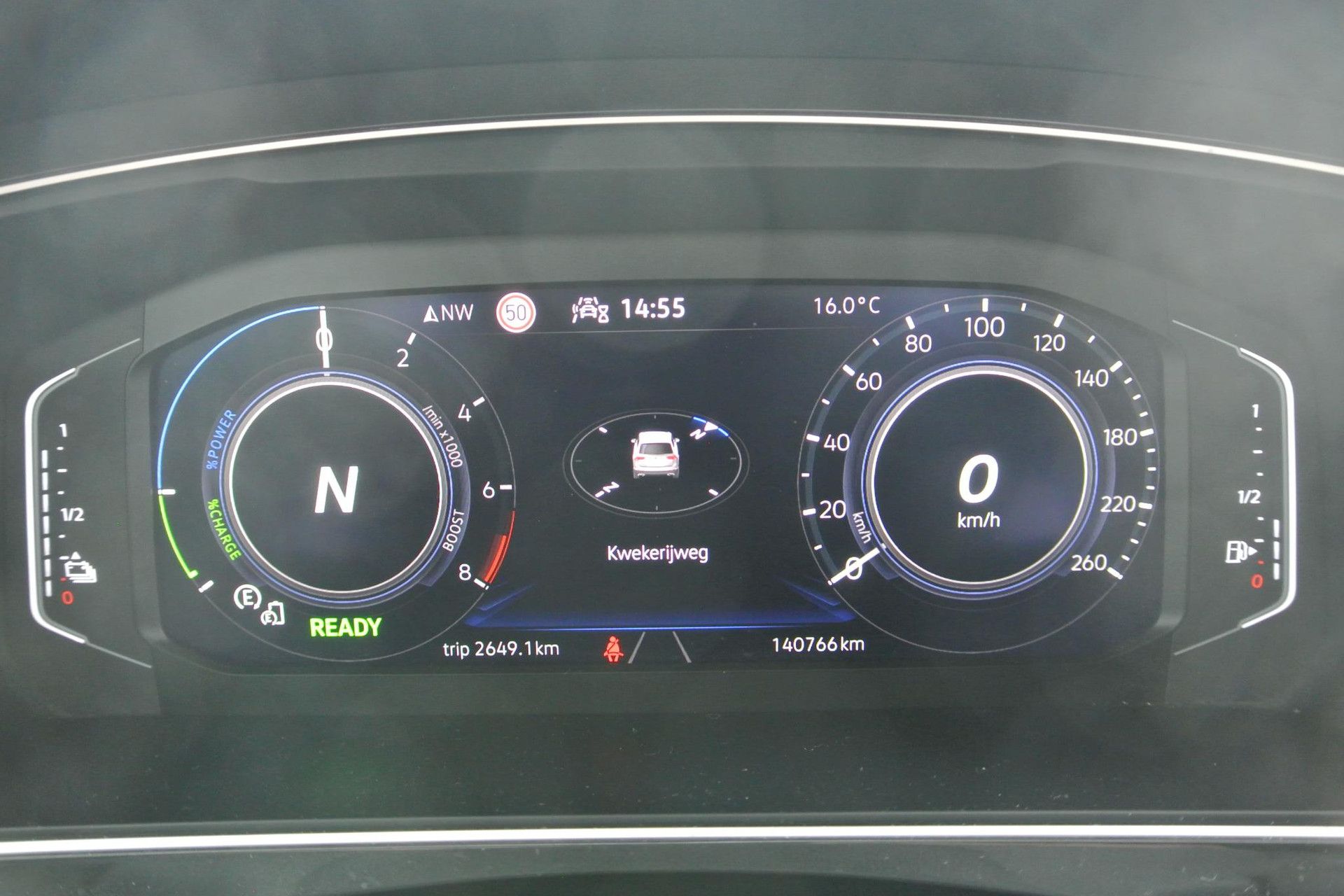 Volkswagen Tiguan met kenteken P-612-HJ – dashboard