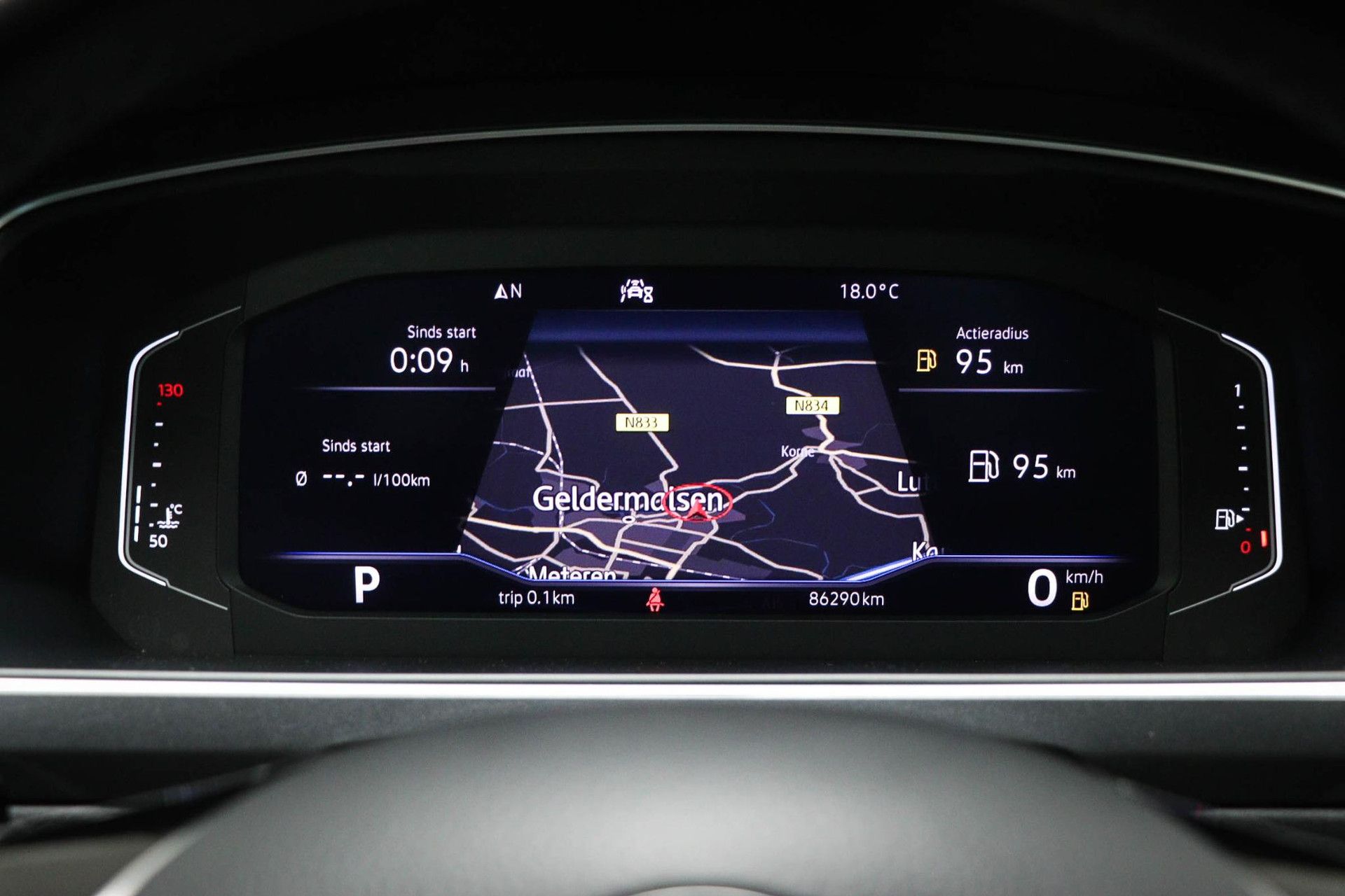 Volkswagen Tiguan met kenteken X-264-GX – dashboard