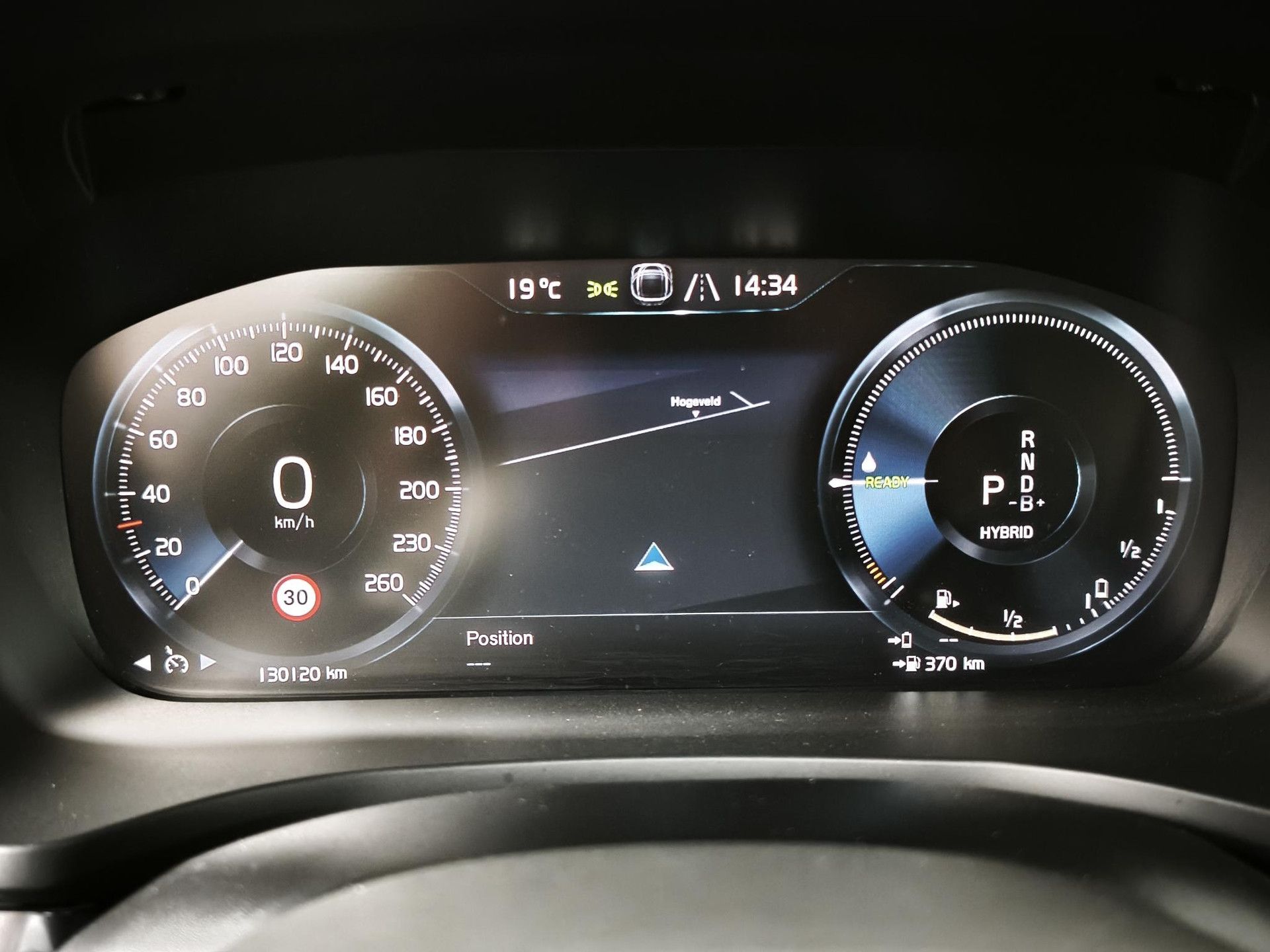 Volvo S60 met kenteken KGT-91-T – dashboard