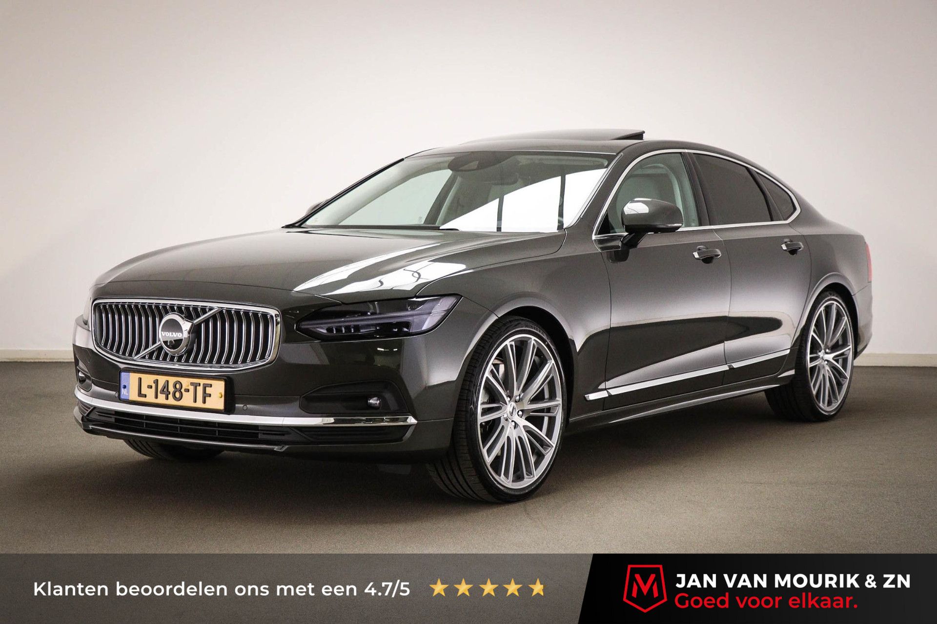 Volvo S90 met kenteken L-148-TF – vooraanzicht