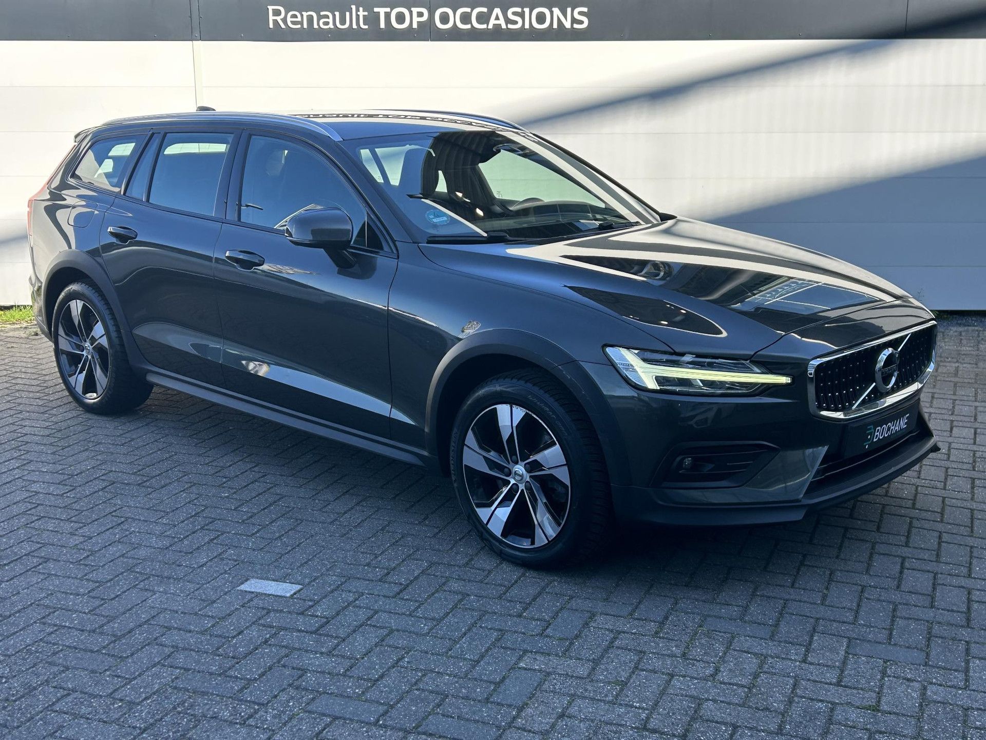 Volvo V60 met kenteken G-157-KT – detailfoto