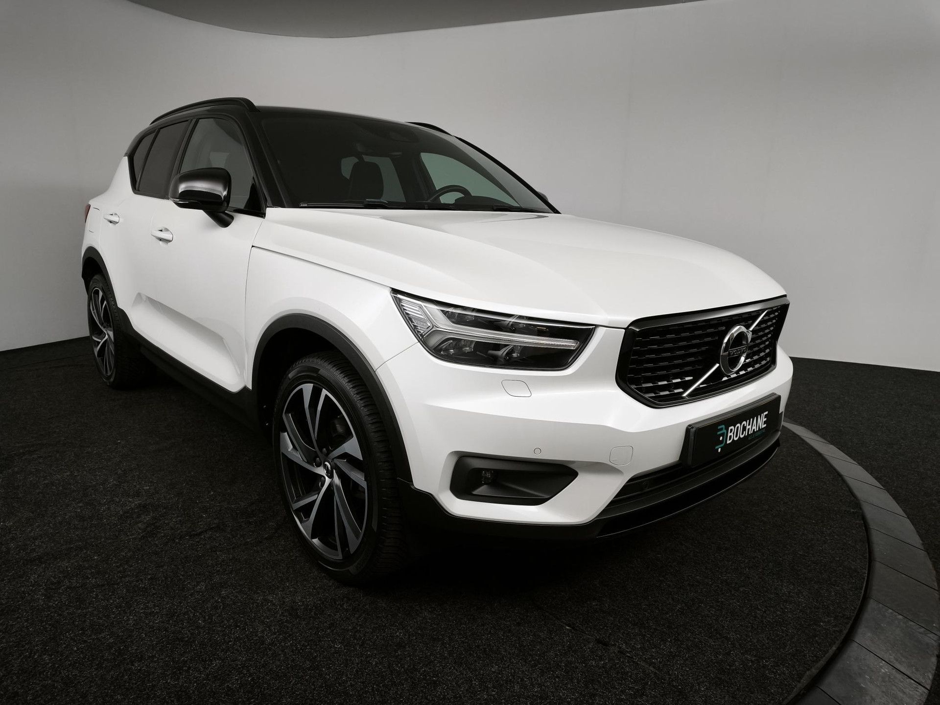 Volvo XC40 met kenteken J-094-XP – detailfoto