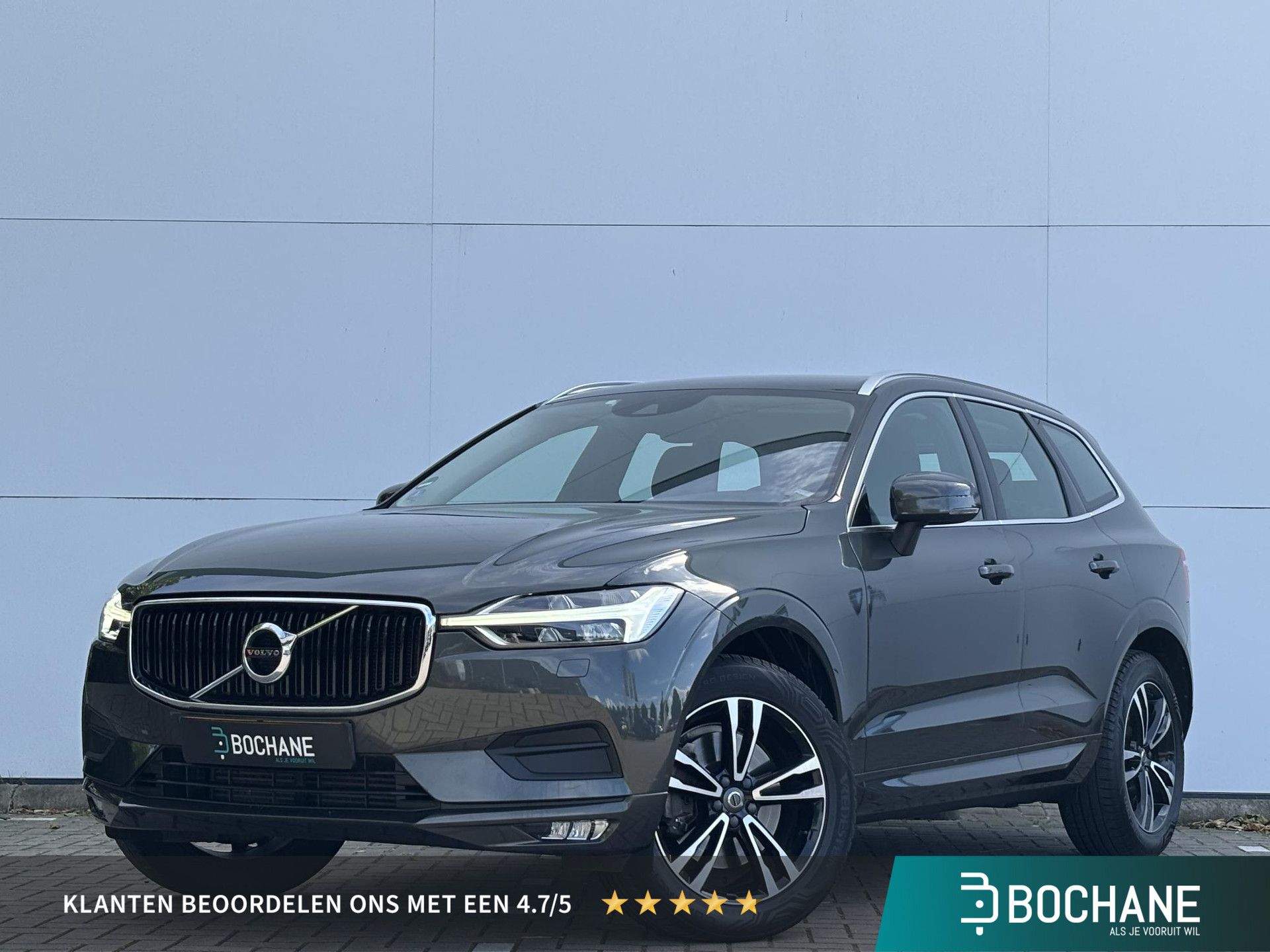 Volvo XC60 met kenteken TS-427-J – vooraanzicht