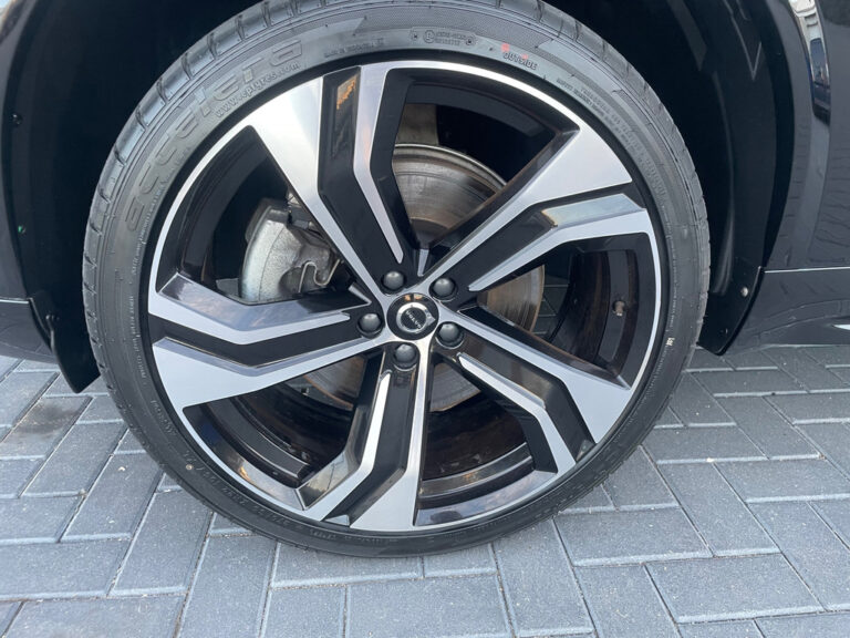 Volvo XC90 KNG-01-H financial lease