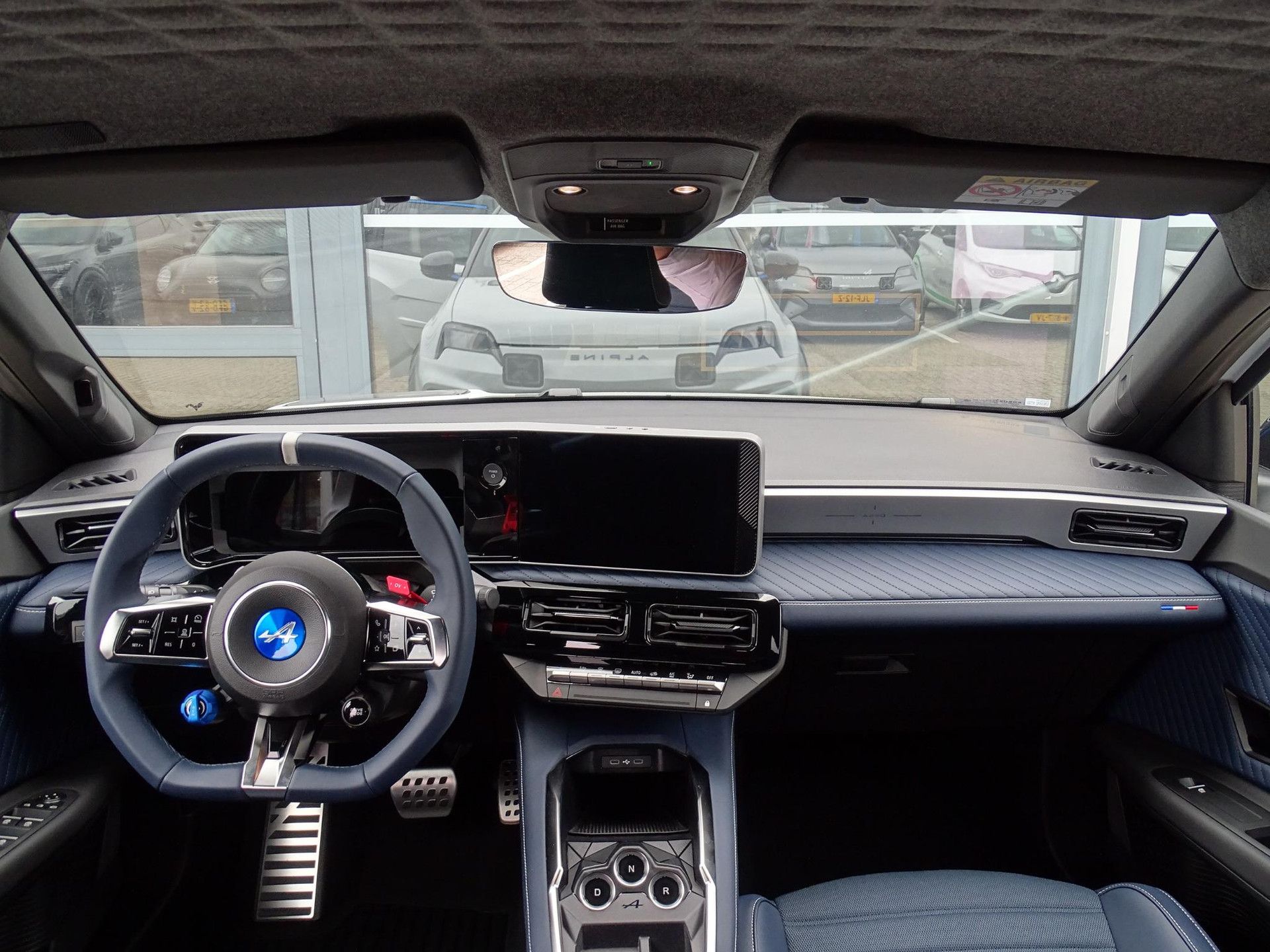 Alpine A290 – dashboard