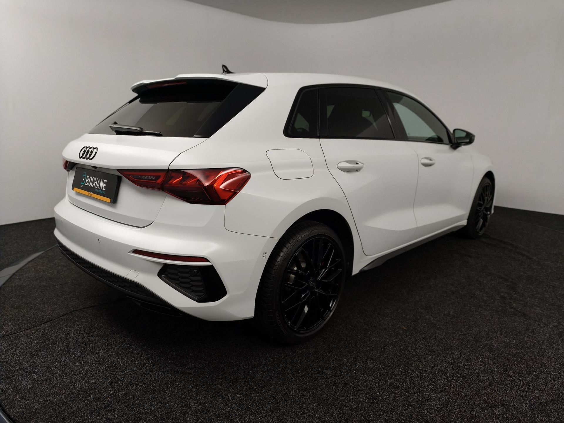 Audi A3 met kenteken KHV-65-G – achteraanzicht