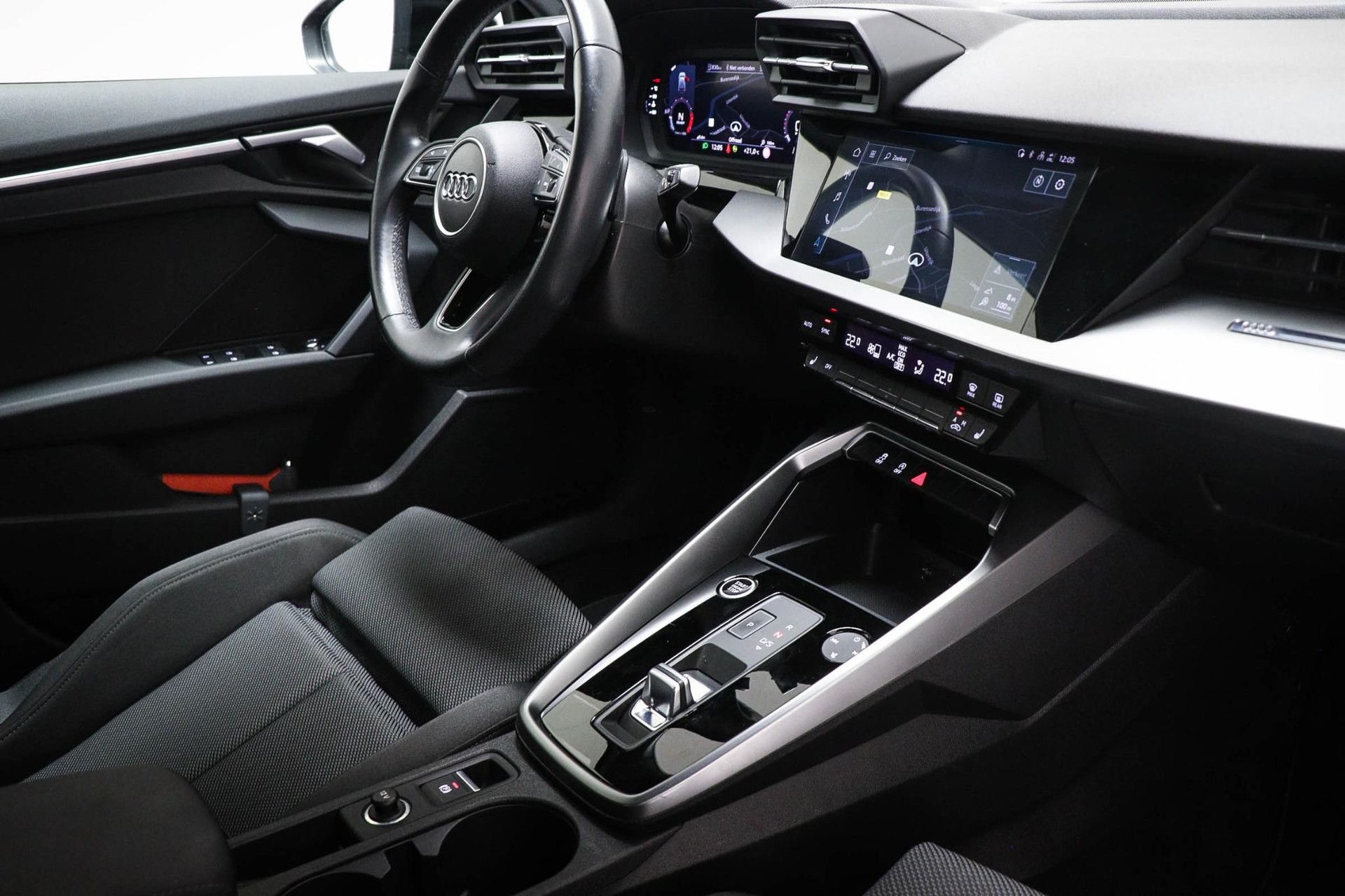 Audi A3 met kenteken N-492-NK – interieur