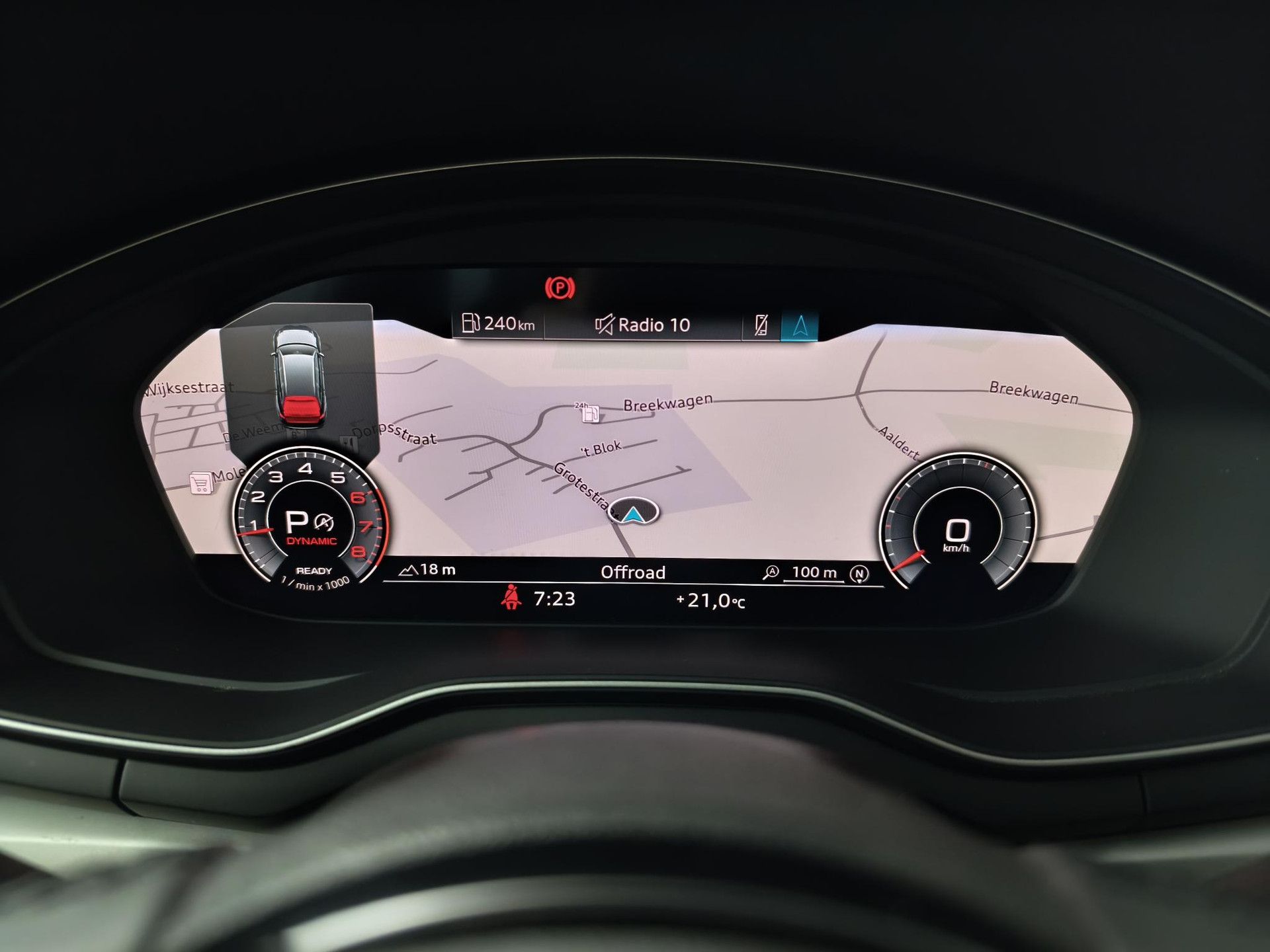 Audi A4 met kenteken X-319-HN – dashboard