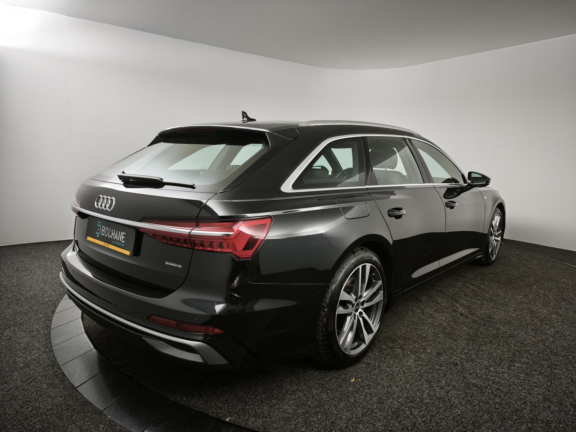 Audi A6 met kenteken KRN-03-V – achteraanzicht