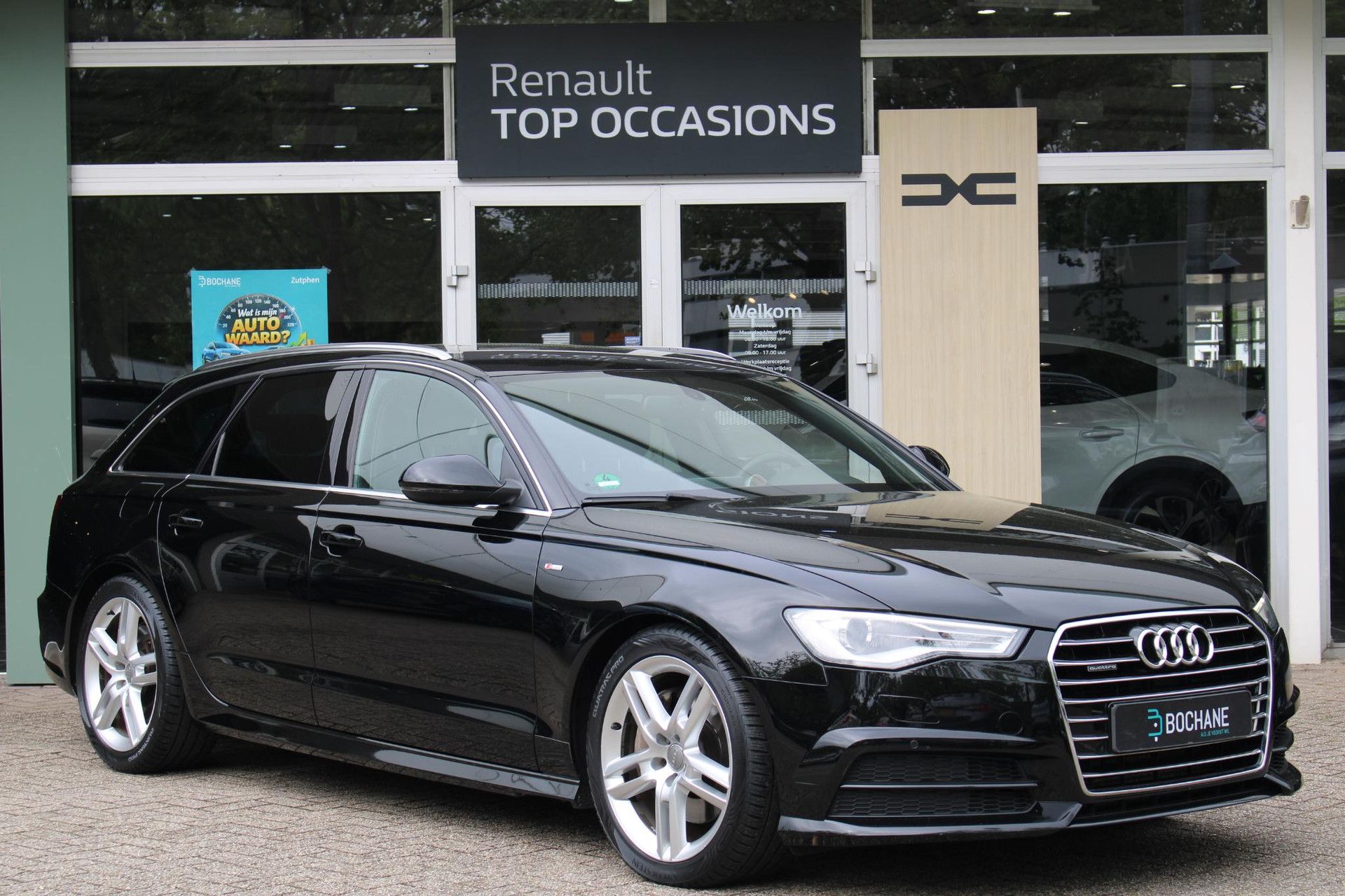 Audi A6 met kenteken XR-765-D – detailfoto