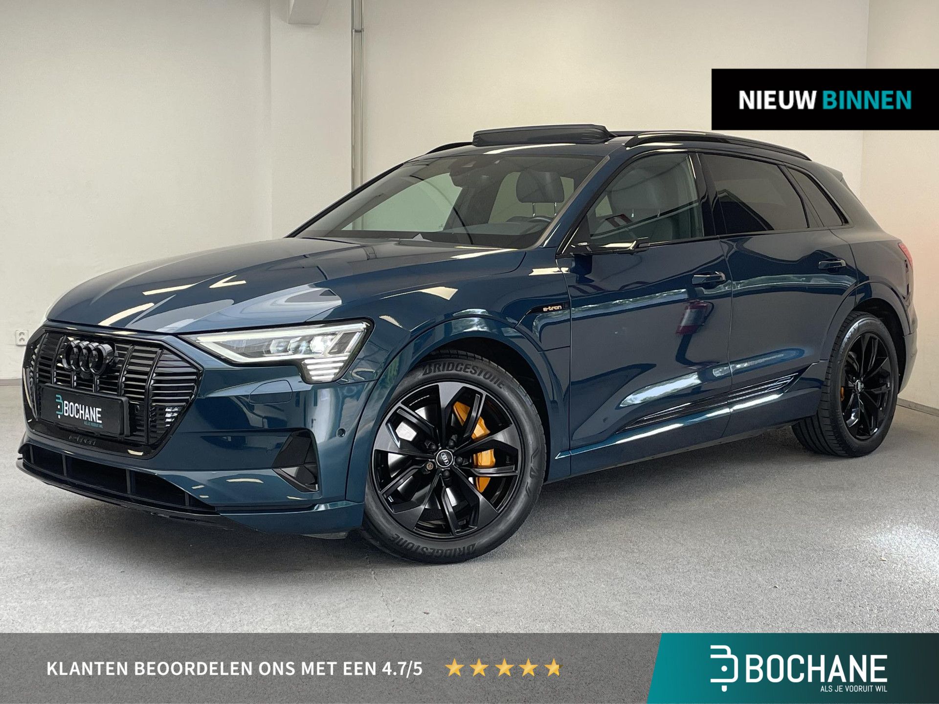 Audi e-tron met kenteken R-436-VH – vooraanzicht