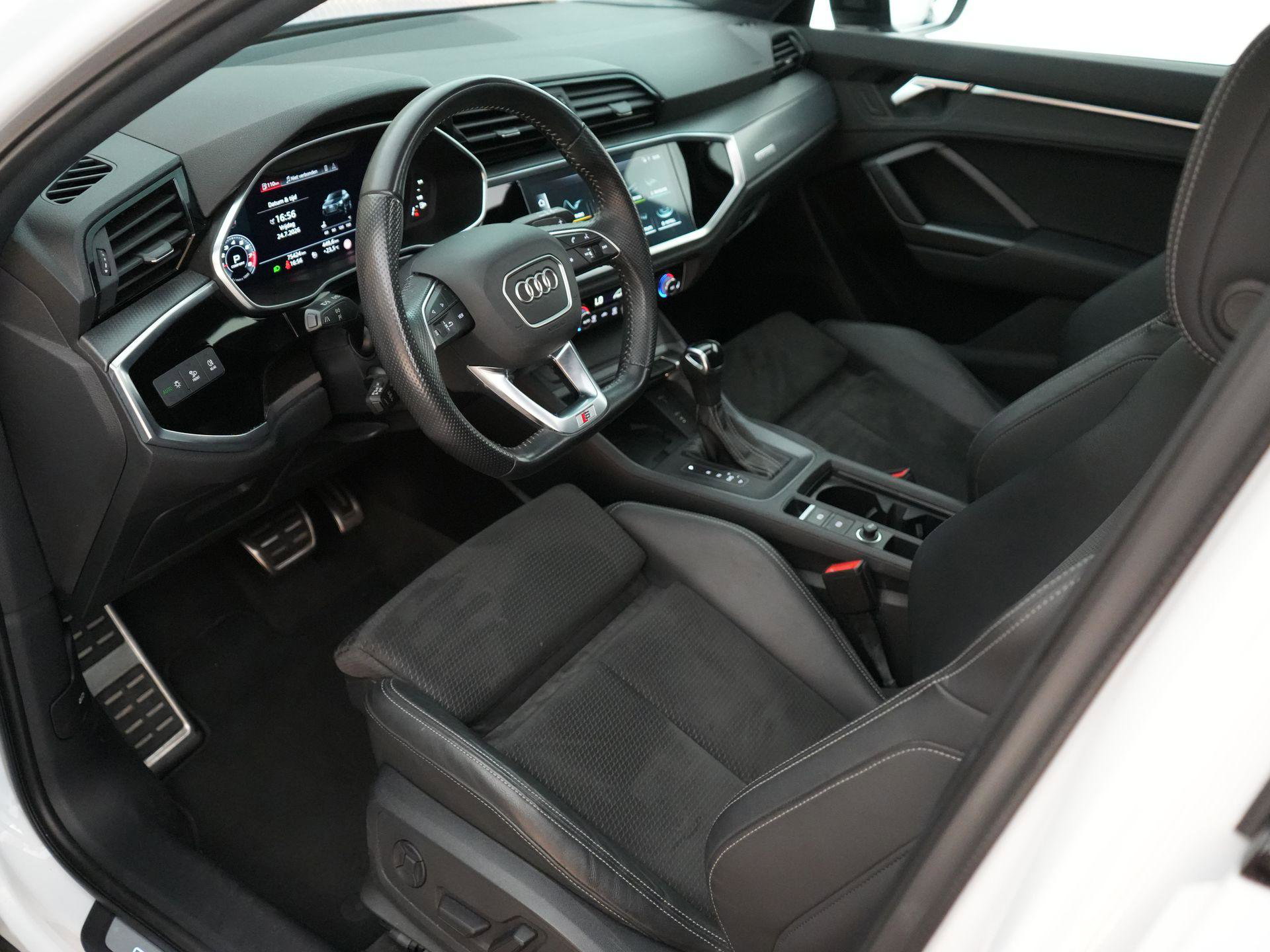 Audi Q3 – interieur