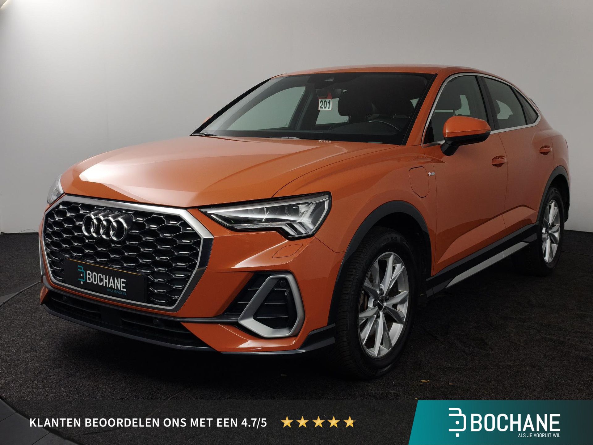 Audi Q3 met kenteken KJD-52-H – vooraanzicht