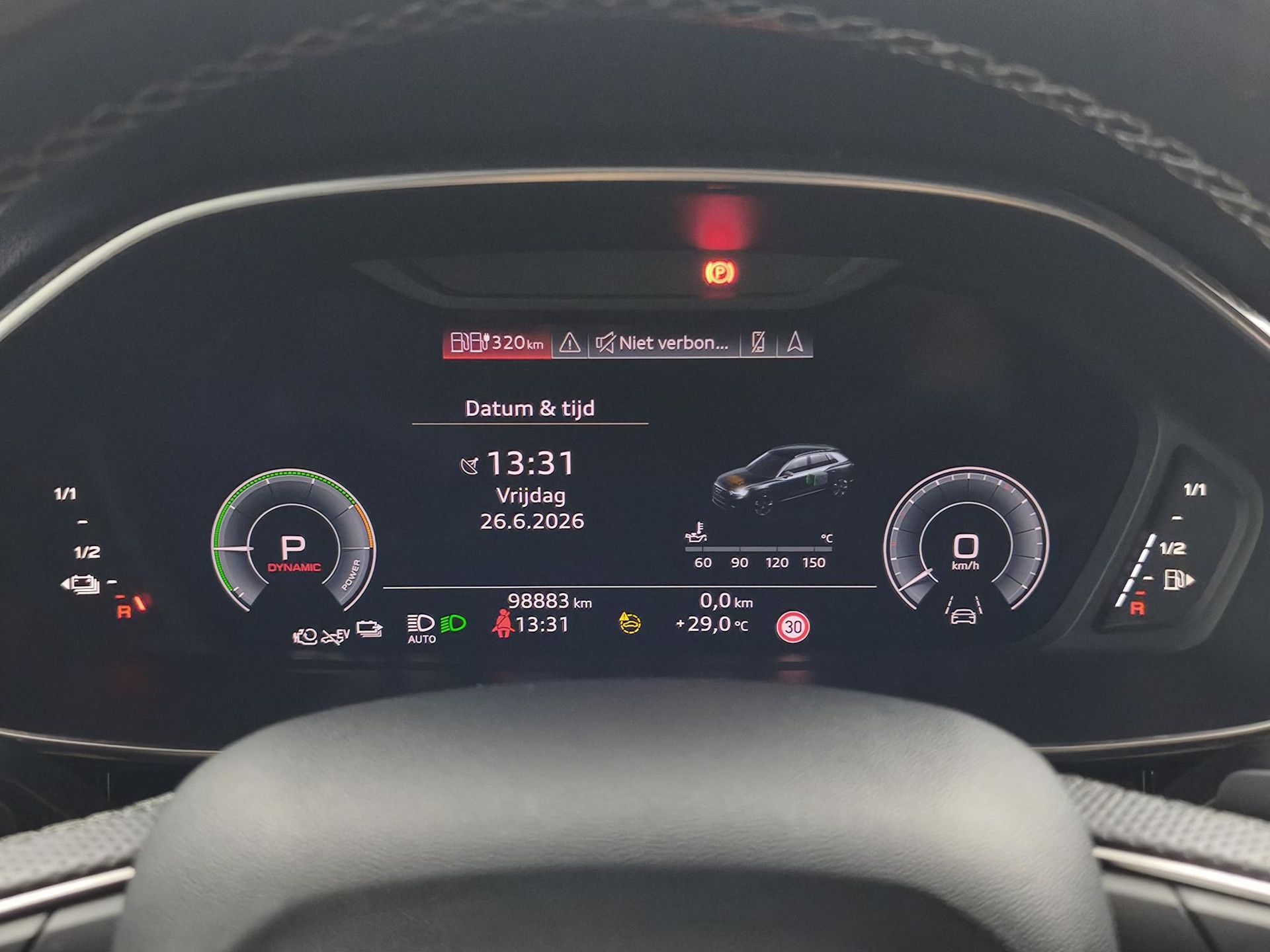 Audi Q3 met kenteken KJD-52-H – dashboard