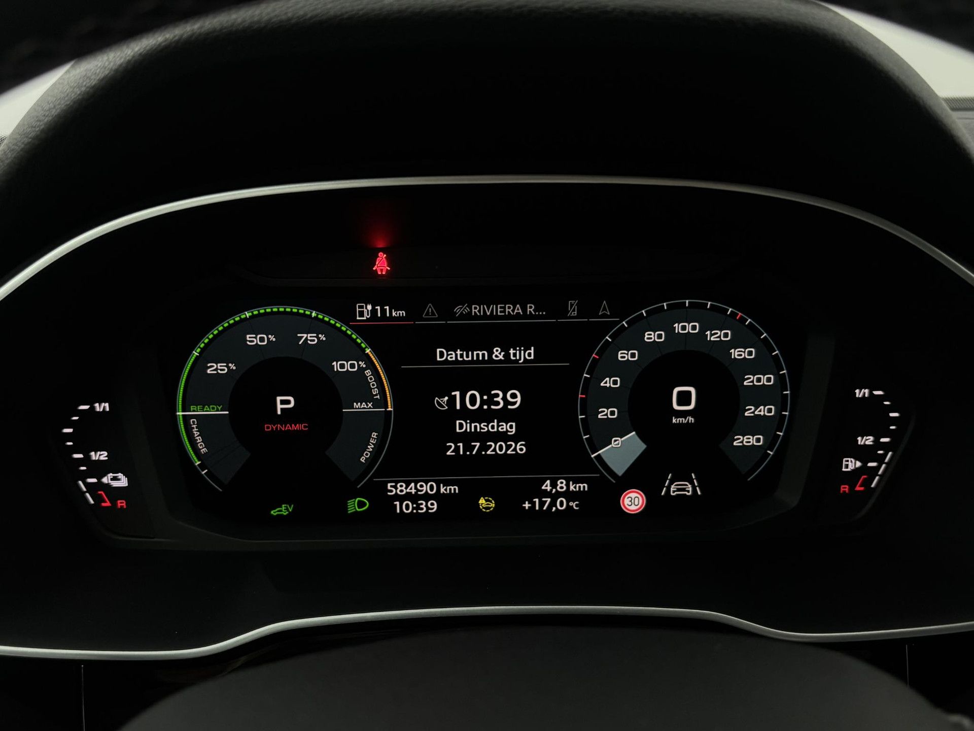 Audi Q3 met kenteken KLS-15-G – dashboard