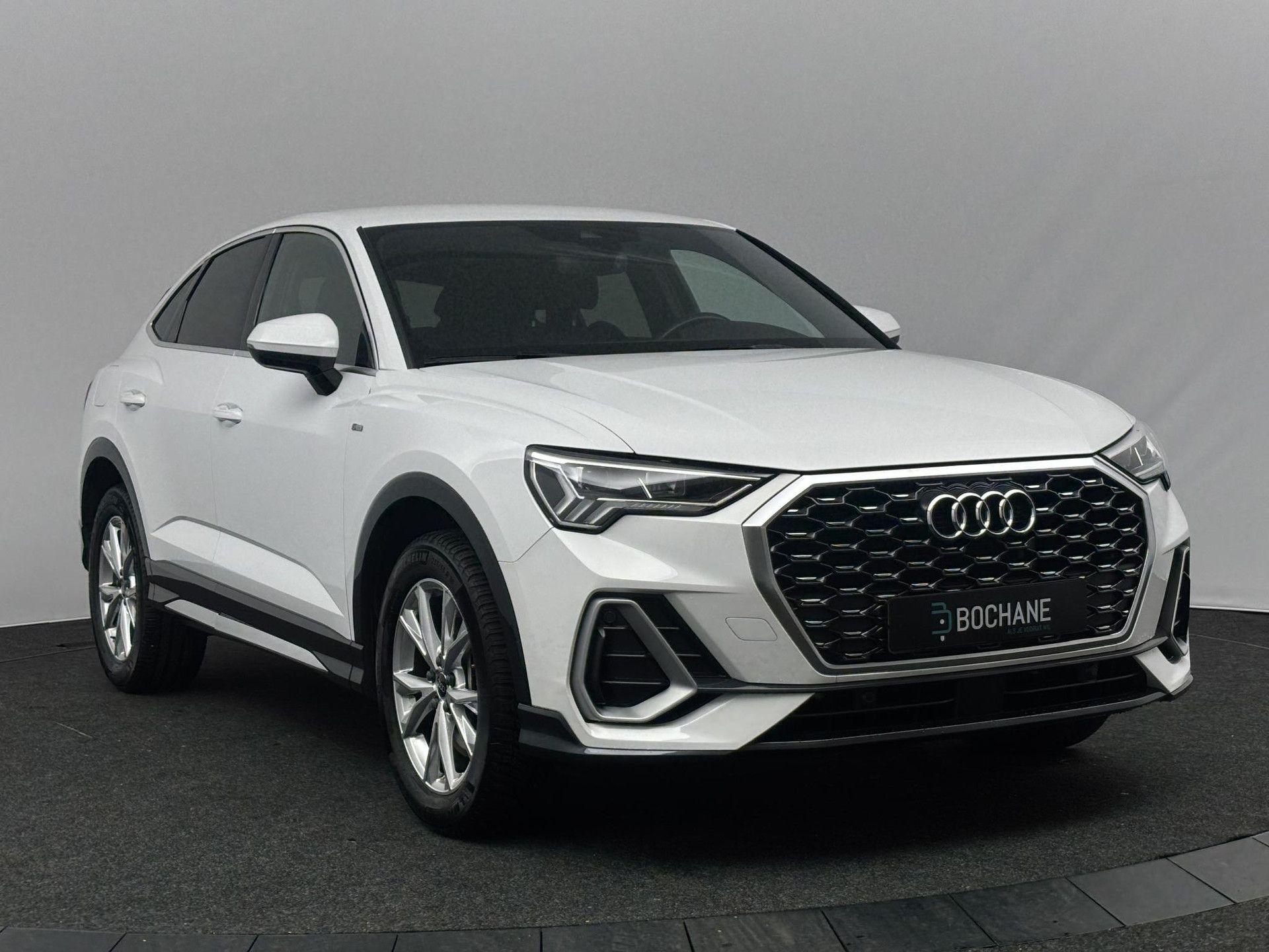 Audi Q3 met kenteken KLS-15-G – detailfoto