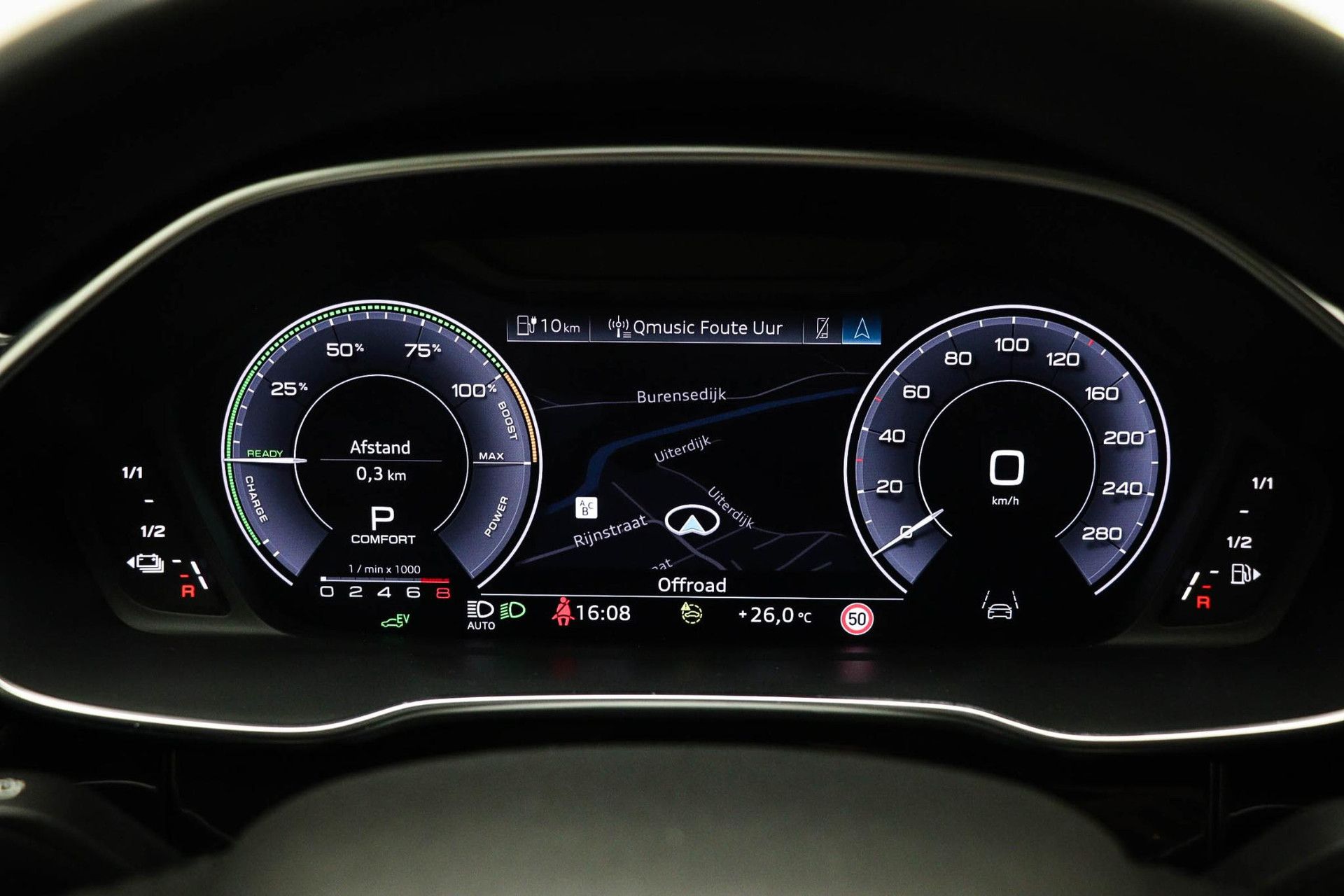 Audi Q3 met kenteken P-474-TZ – dashboard