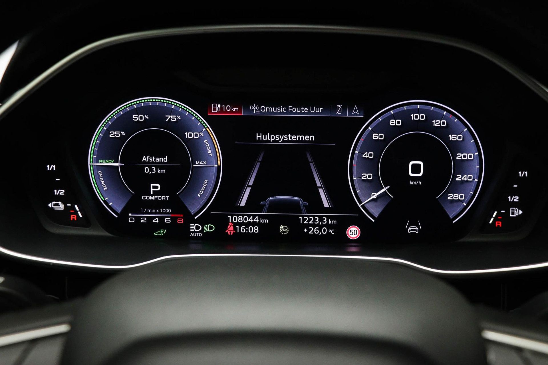 Audi Q3 met kenteken P-474-TZ – detailfoto