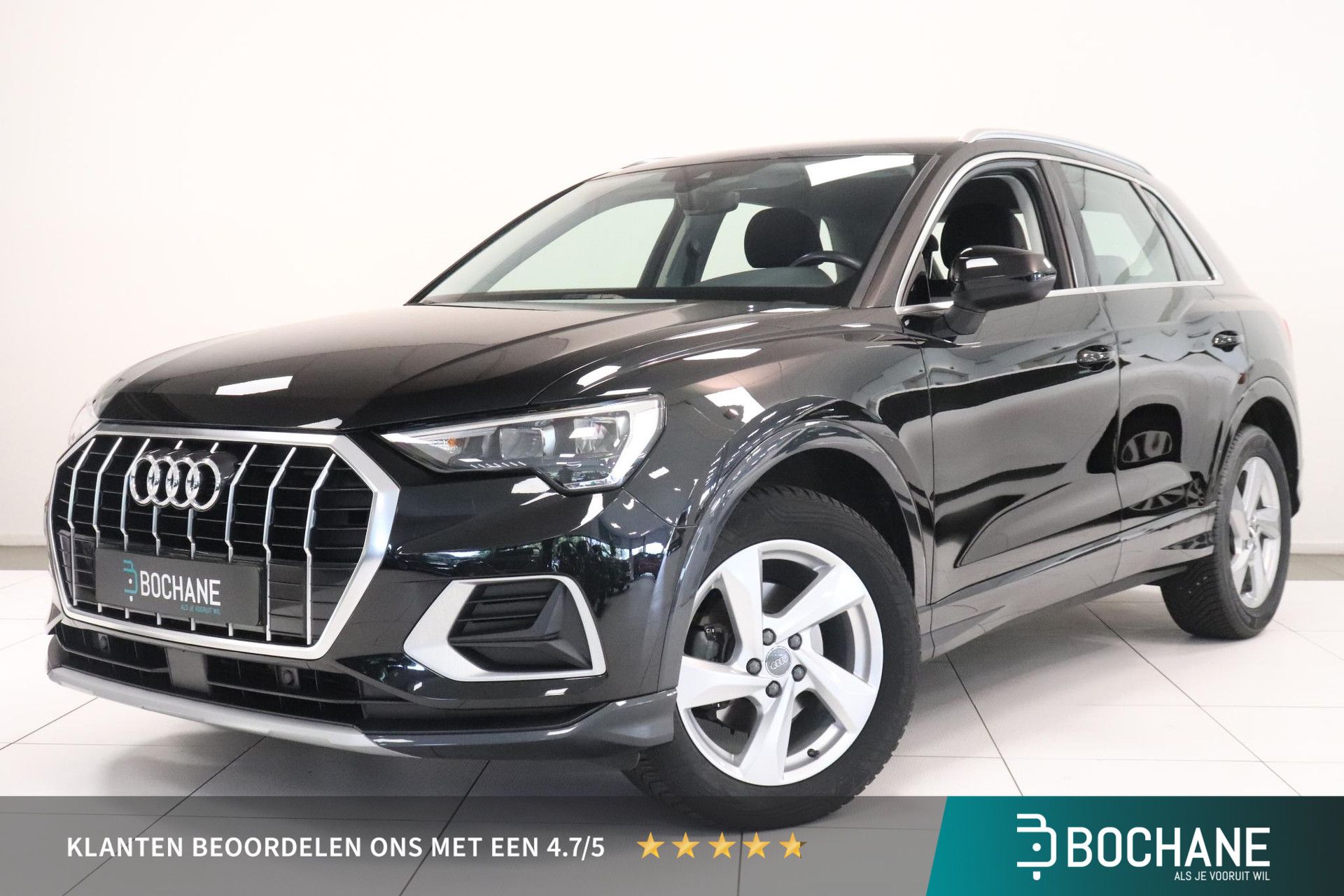 Audi Q3 met kenteken T-261-XR – vooraanzicht