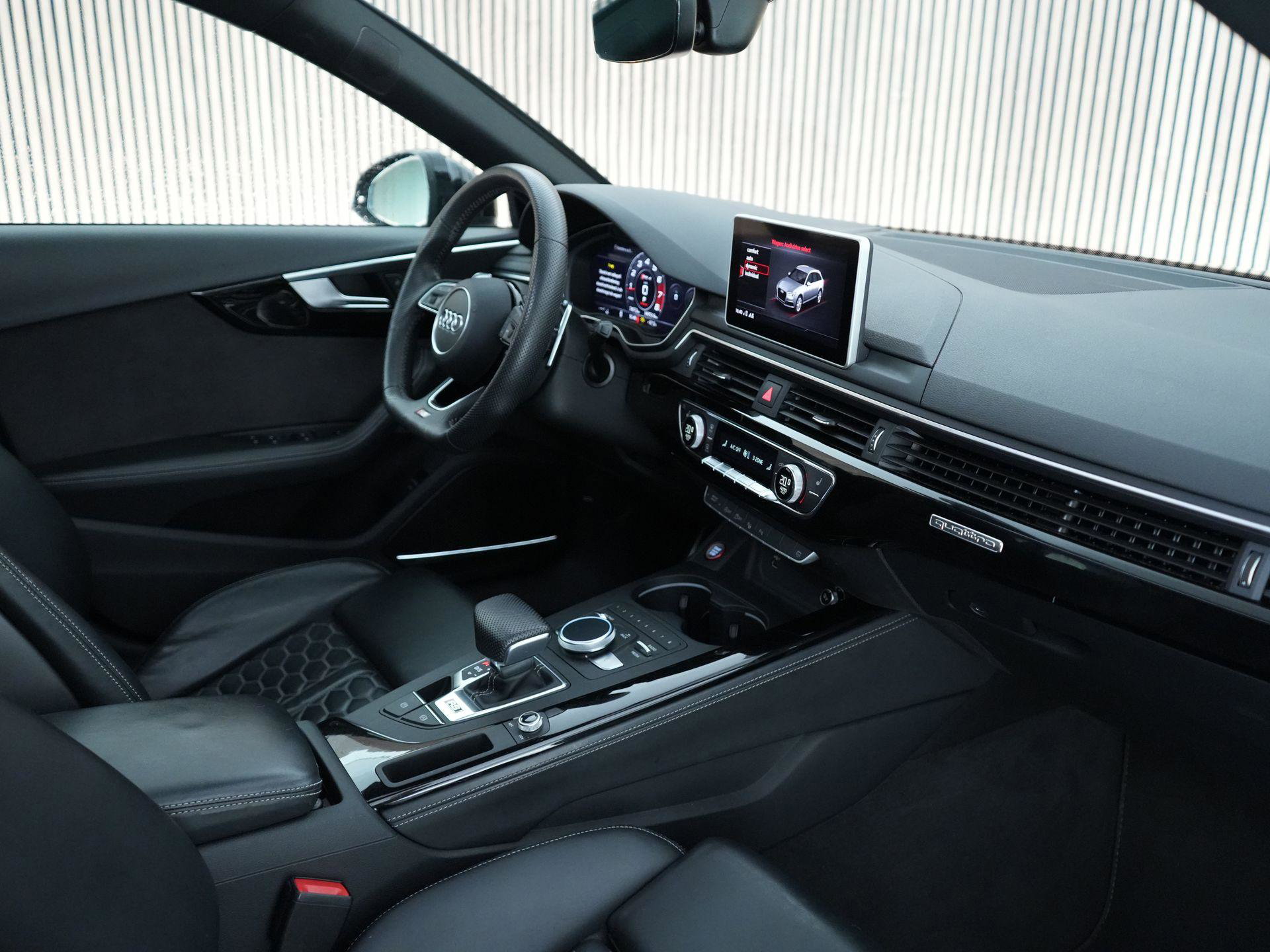 Audi RS4 – detailfoto
