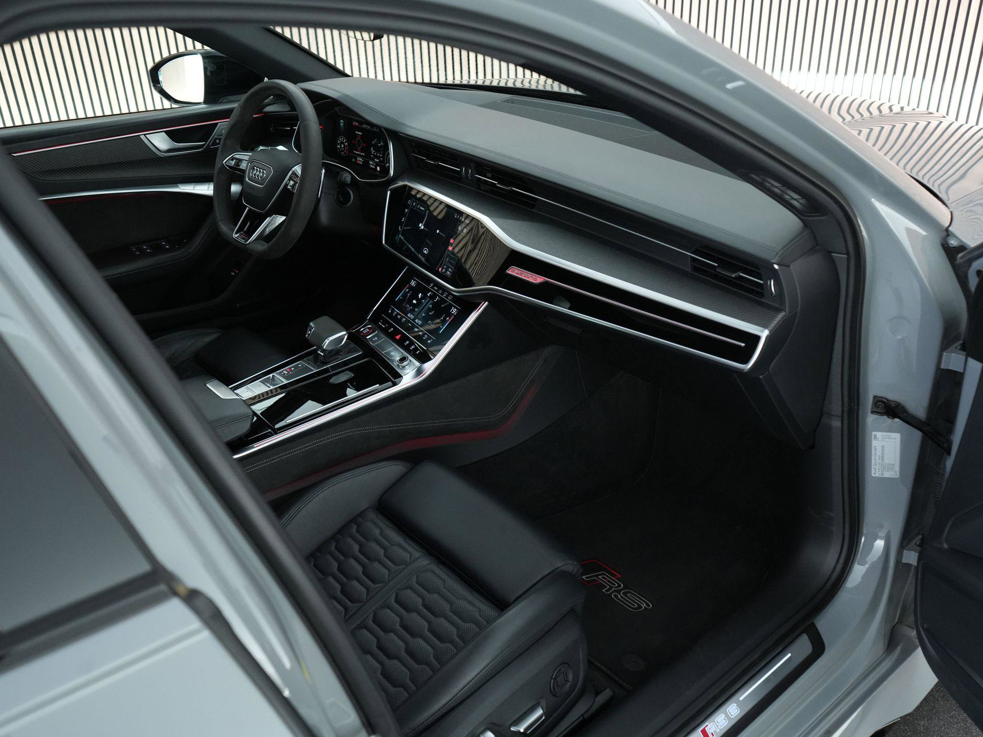 Audi RS6 – interieur
