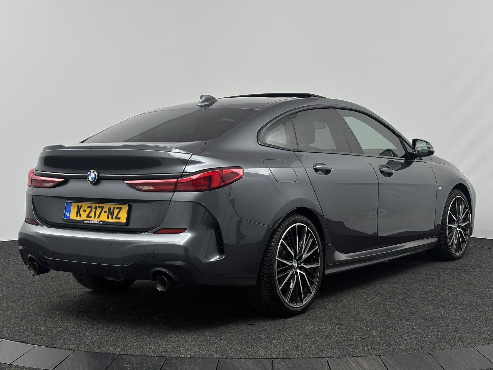 BMW 2-serie met kenteken K-217-NZ – achteraanzicht