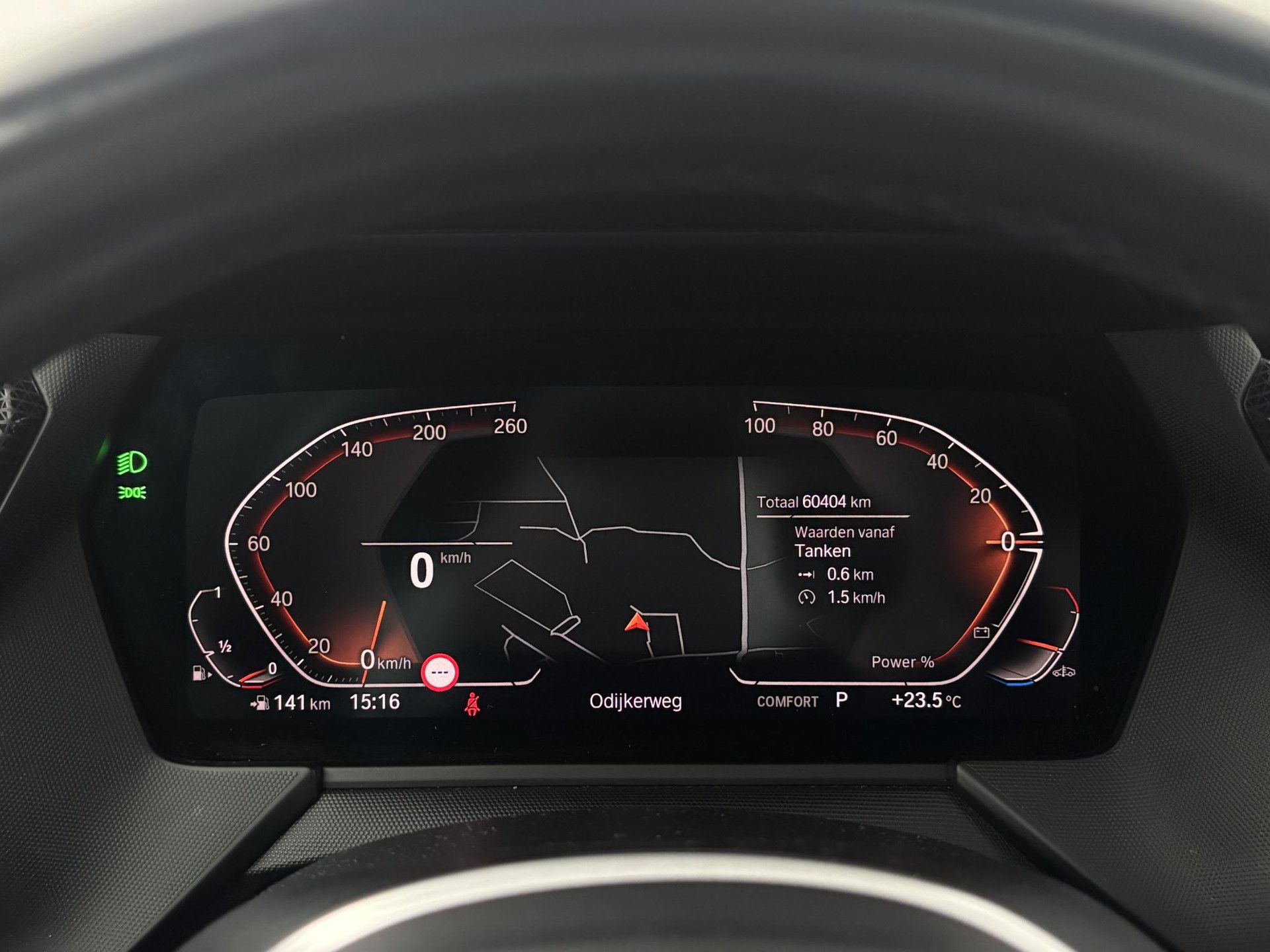 BMW 2-serie met kenteken K-217-NZ – dashboard