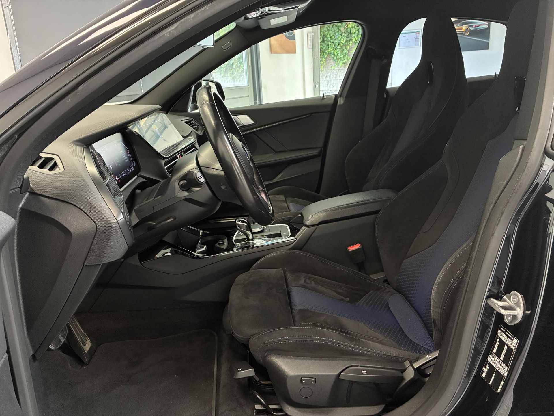 BMW 2-serie met kenteken P-815-VB – dashboard