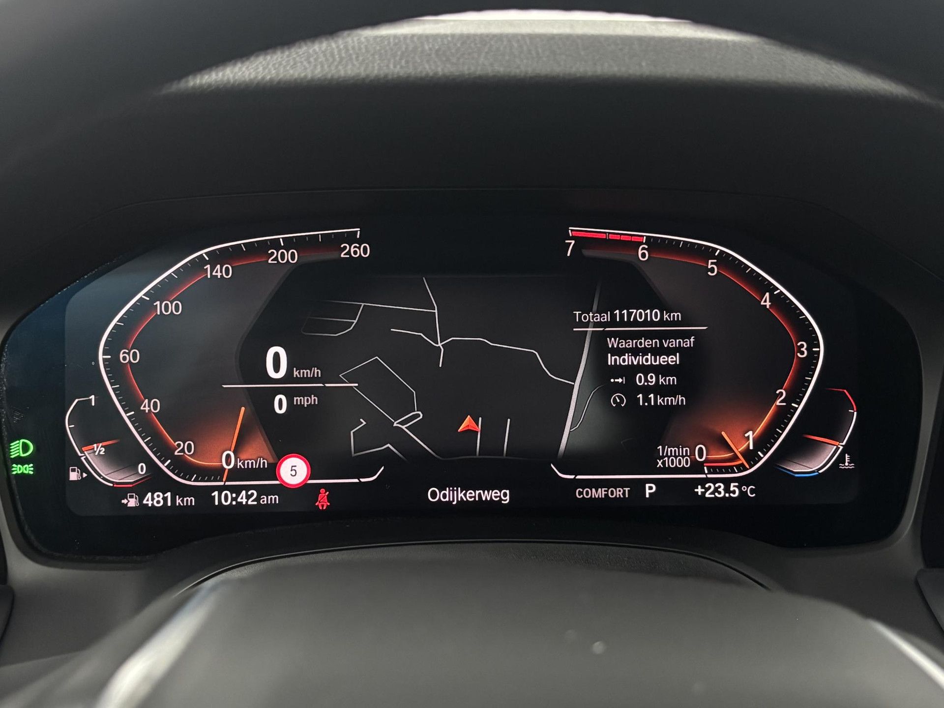 BMW 3-Serie met kenteken ZP-221-H – dashboard