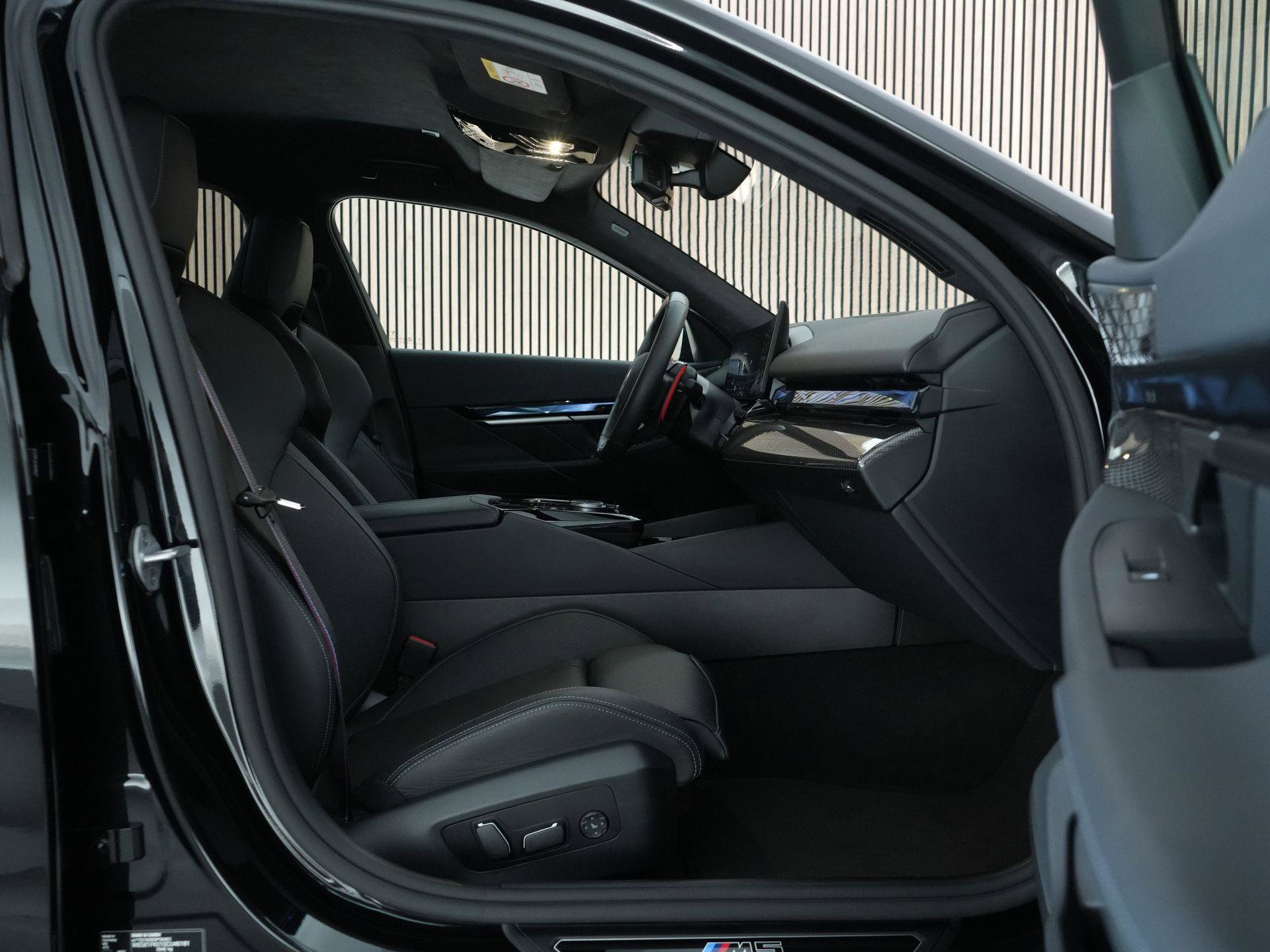 BMW M5 – dashboard