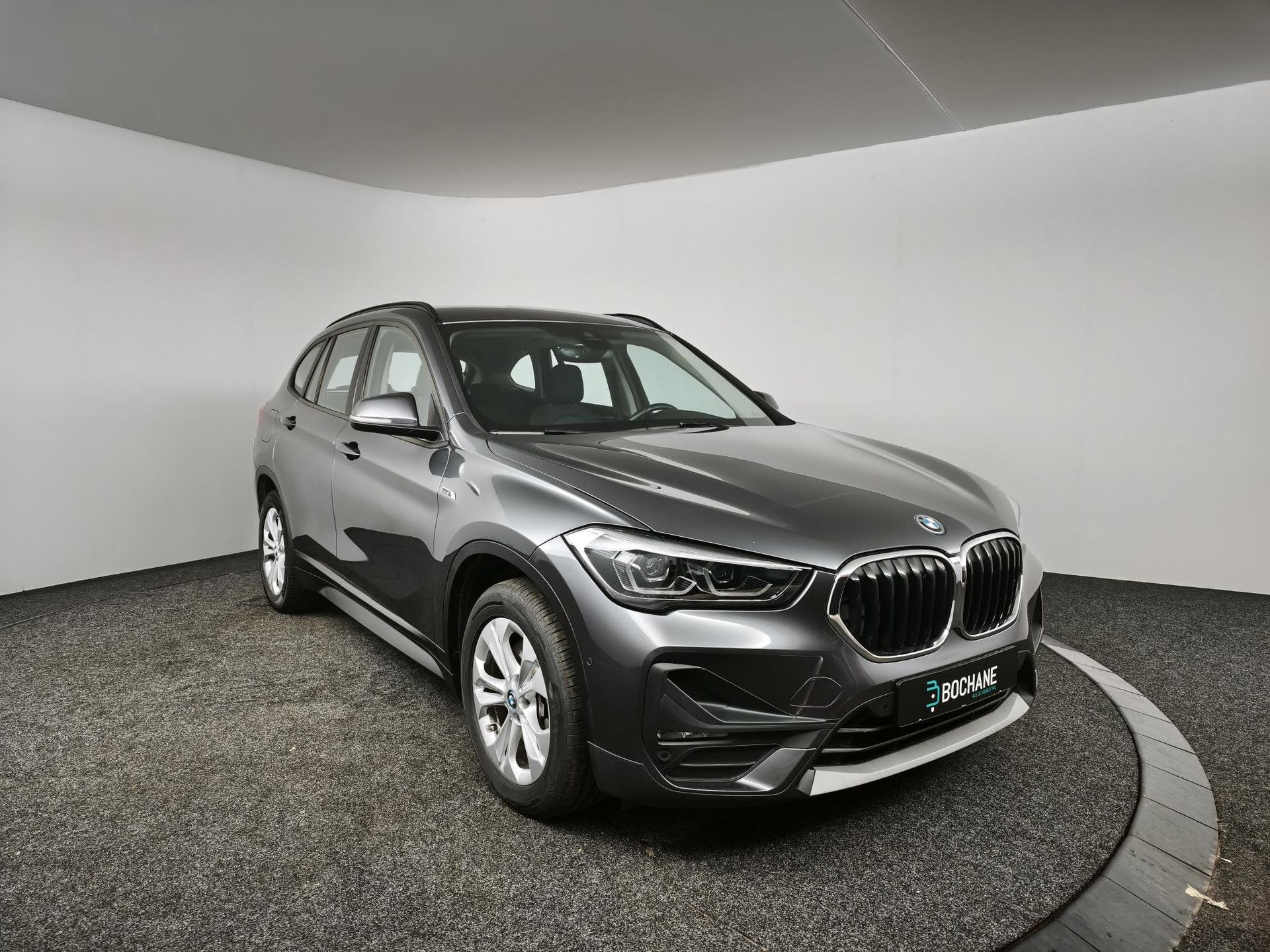 BMW X1 met kenteken KSF-31-H – detailfoto