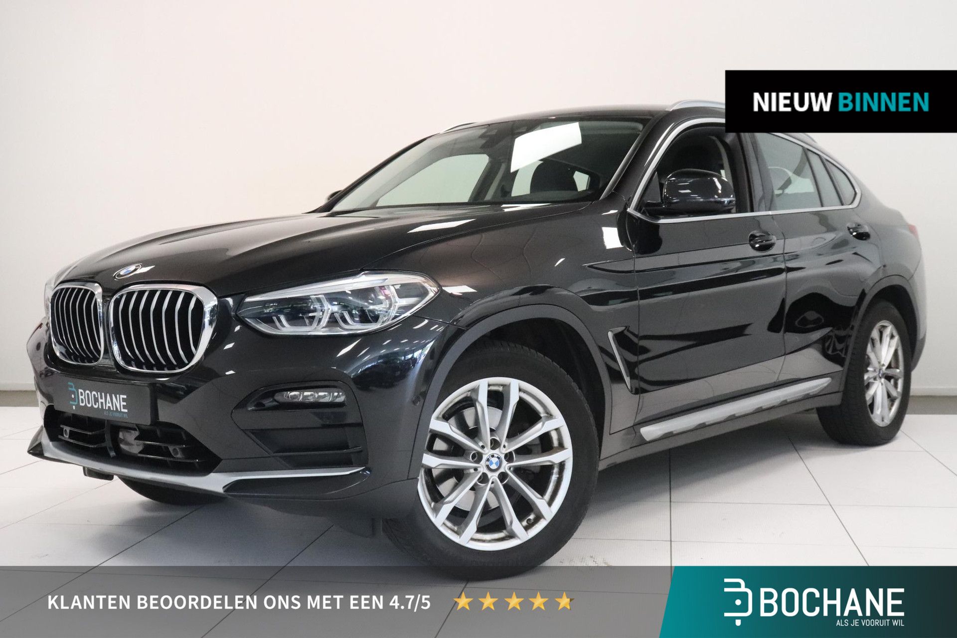 BMW X4 met kenteken J-220-SJ – vooraanzicht