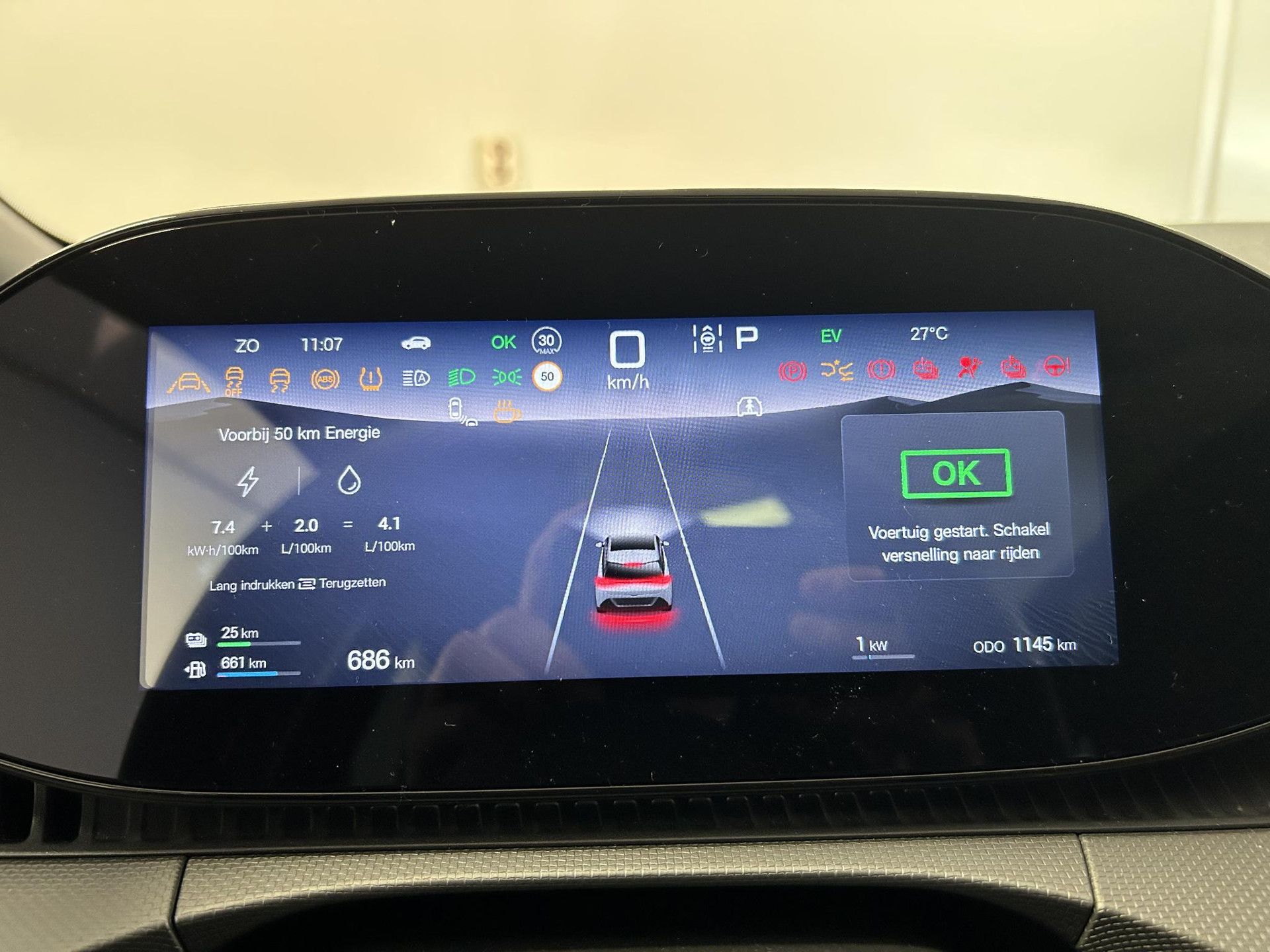 BYD DOLPHIN met kenteken KLP-97-P – dashboard